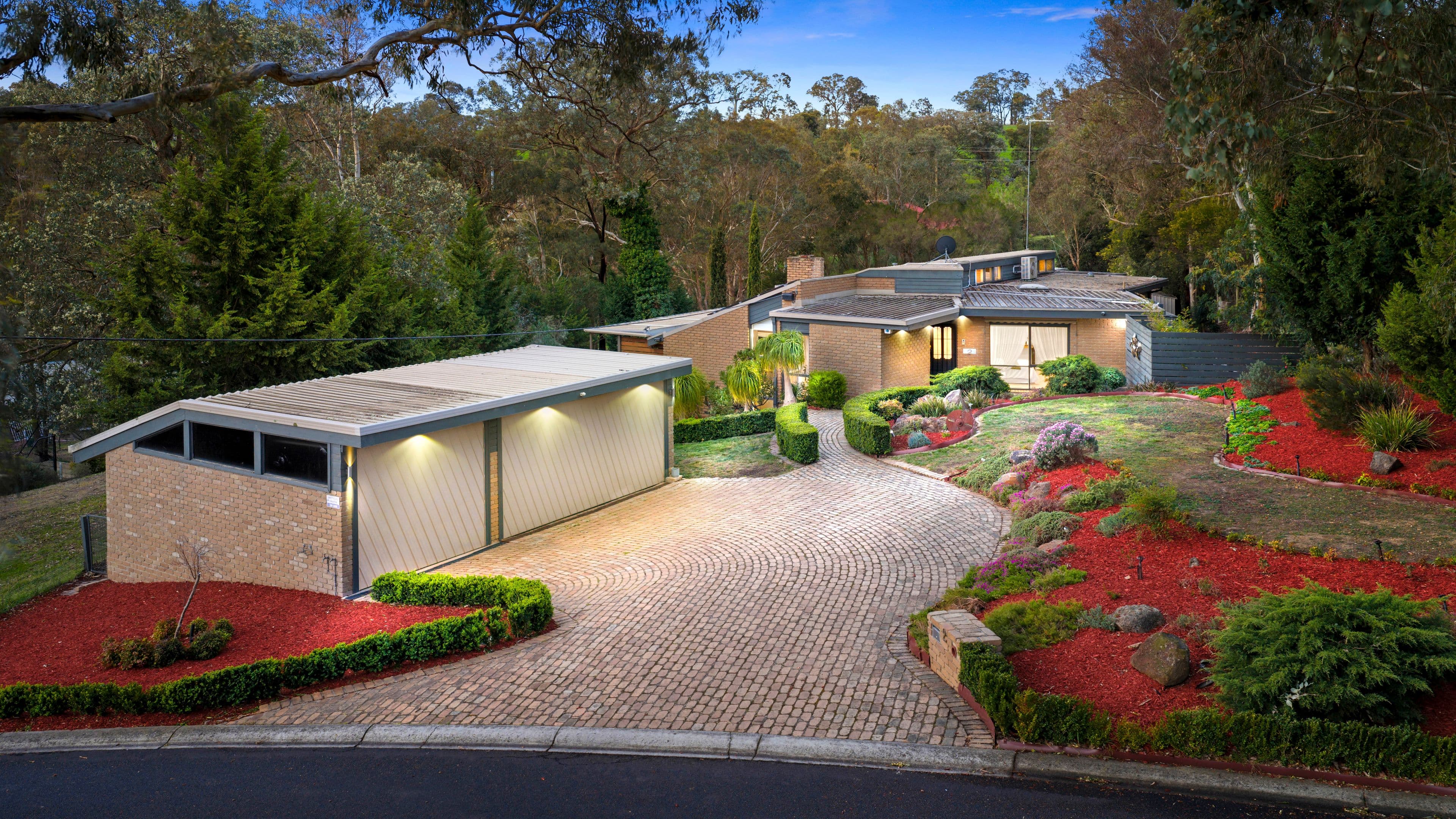 2 Huntingfield Court , Eltham VIC 3095, Eltham - Image 1