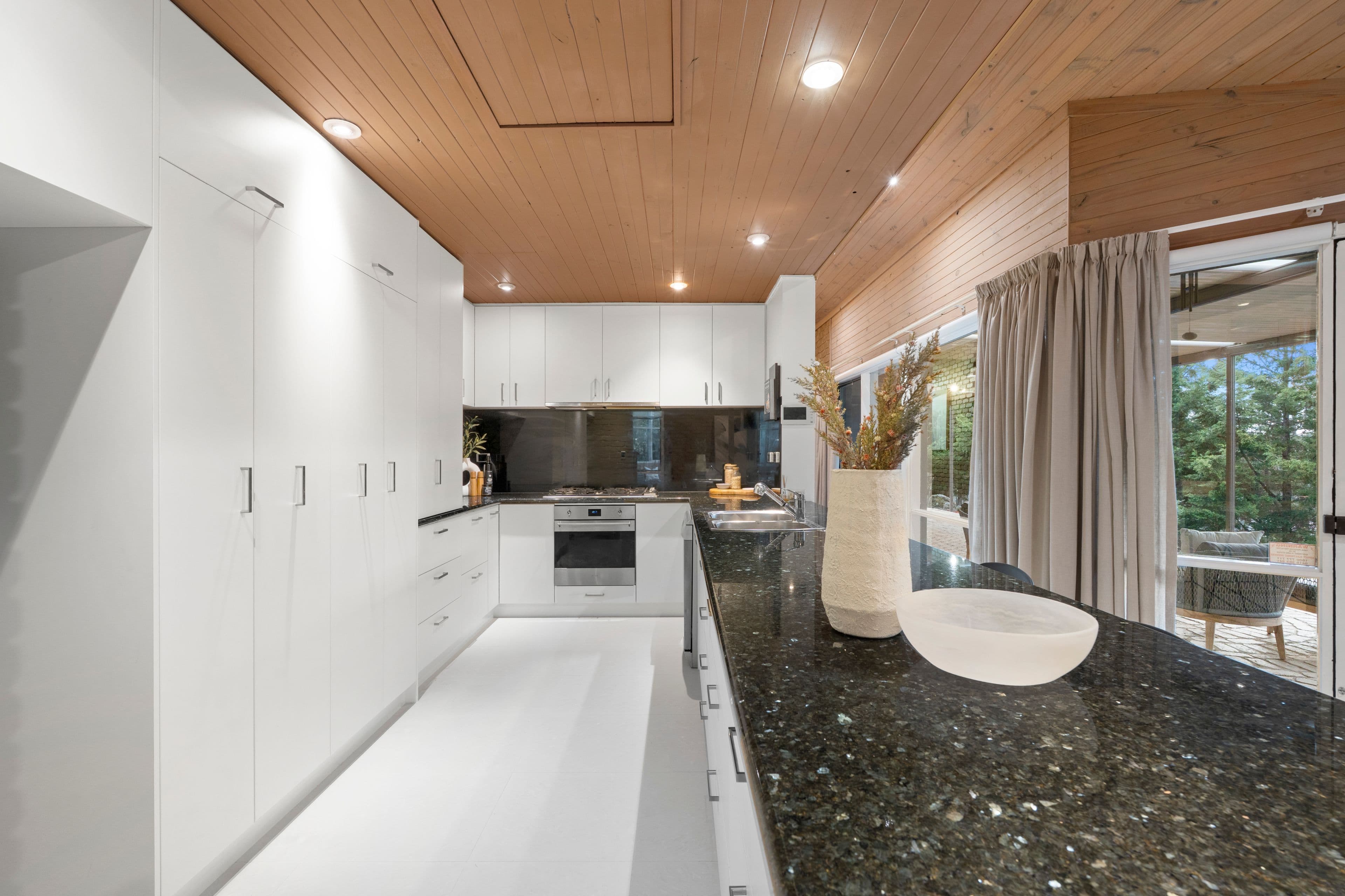 2 Huntingfield Court , Eltham VIC 3095, Eltham - Thumbnail 8