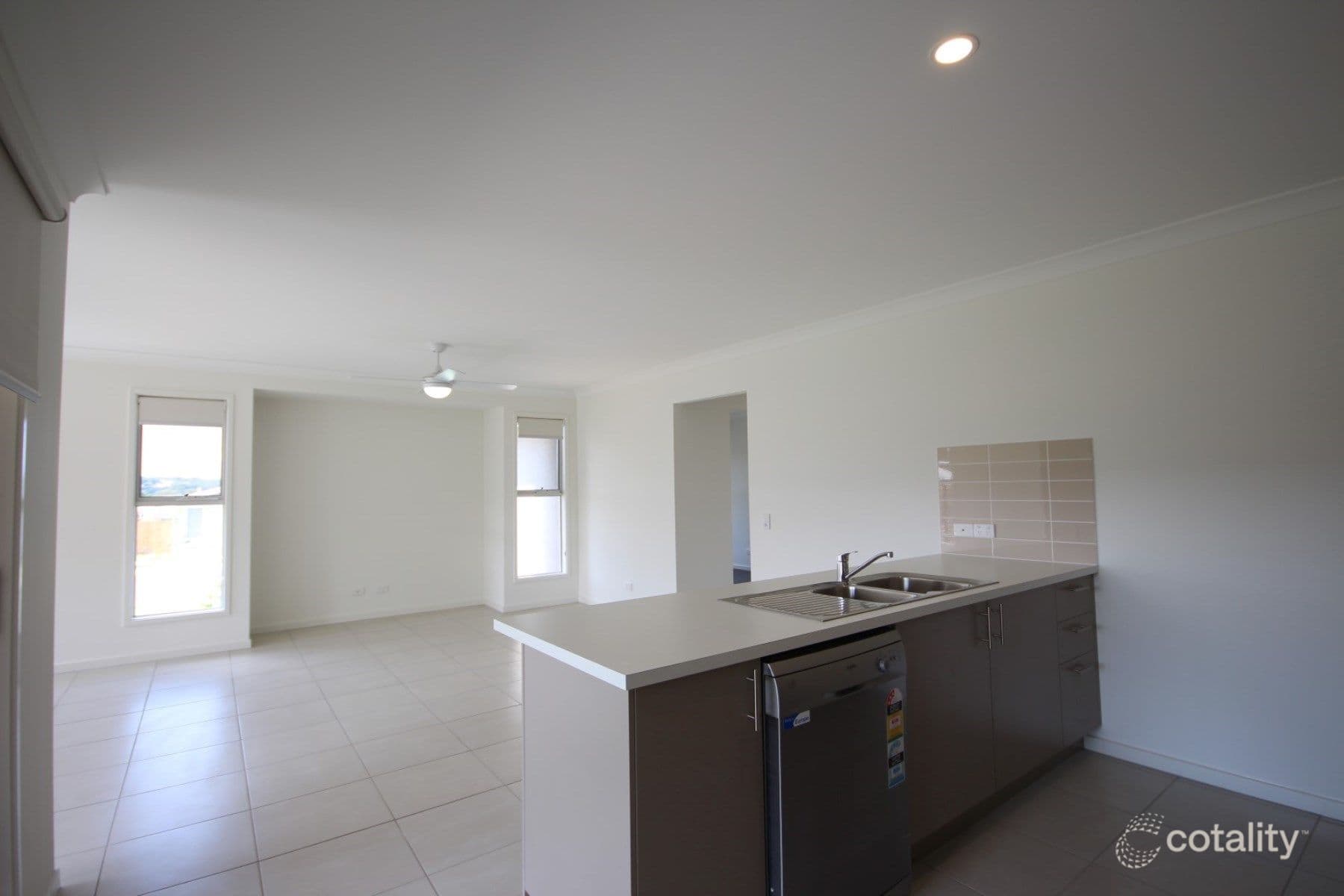6 Cornelia Street , Leichhardt QLD 4305, Leichhardt - Thumbnail 3