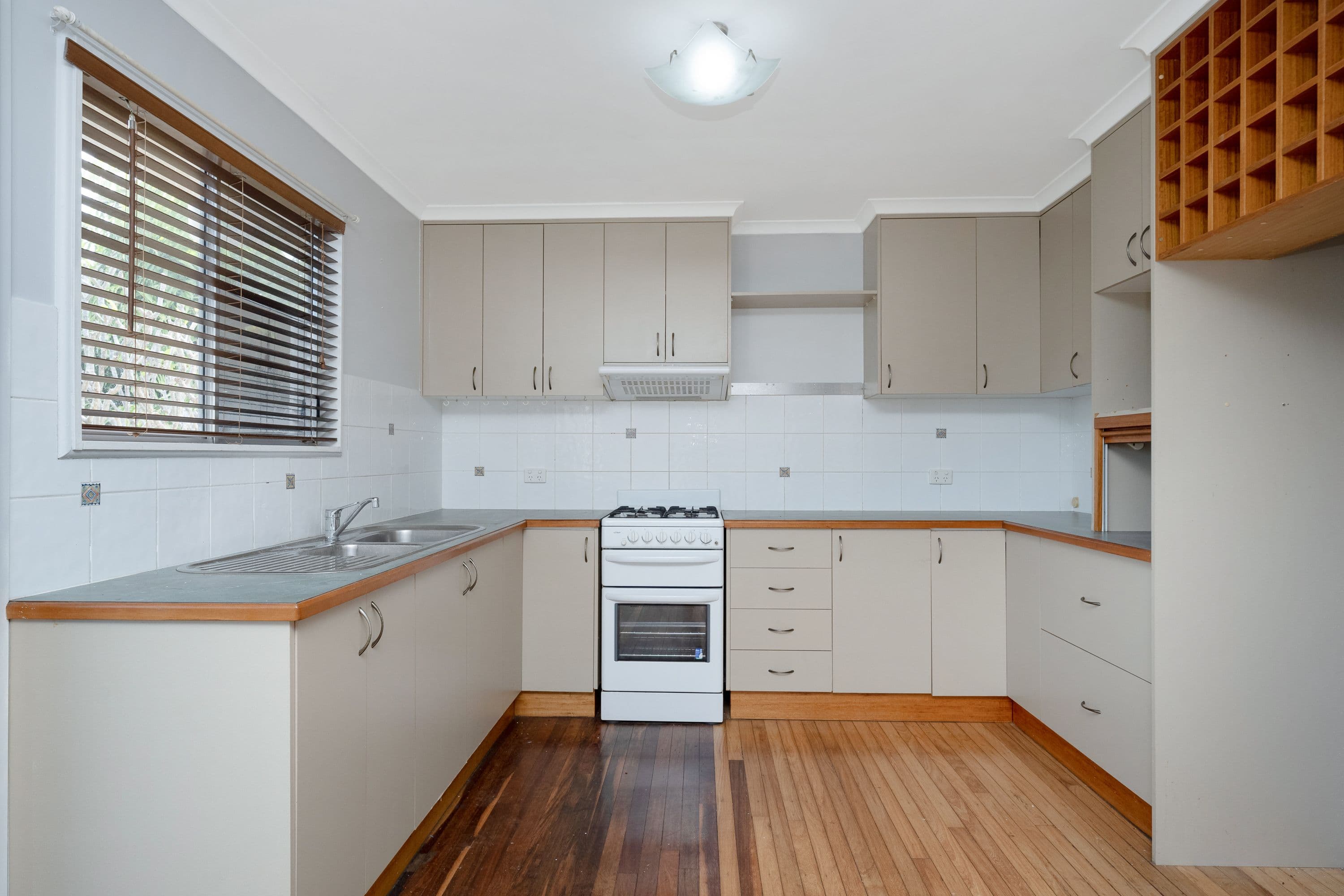 16 Granados Street , Kirwan QLD 4817, Kirwan - Thumbnail 2