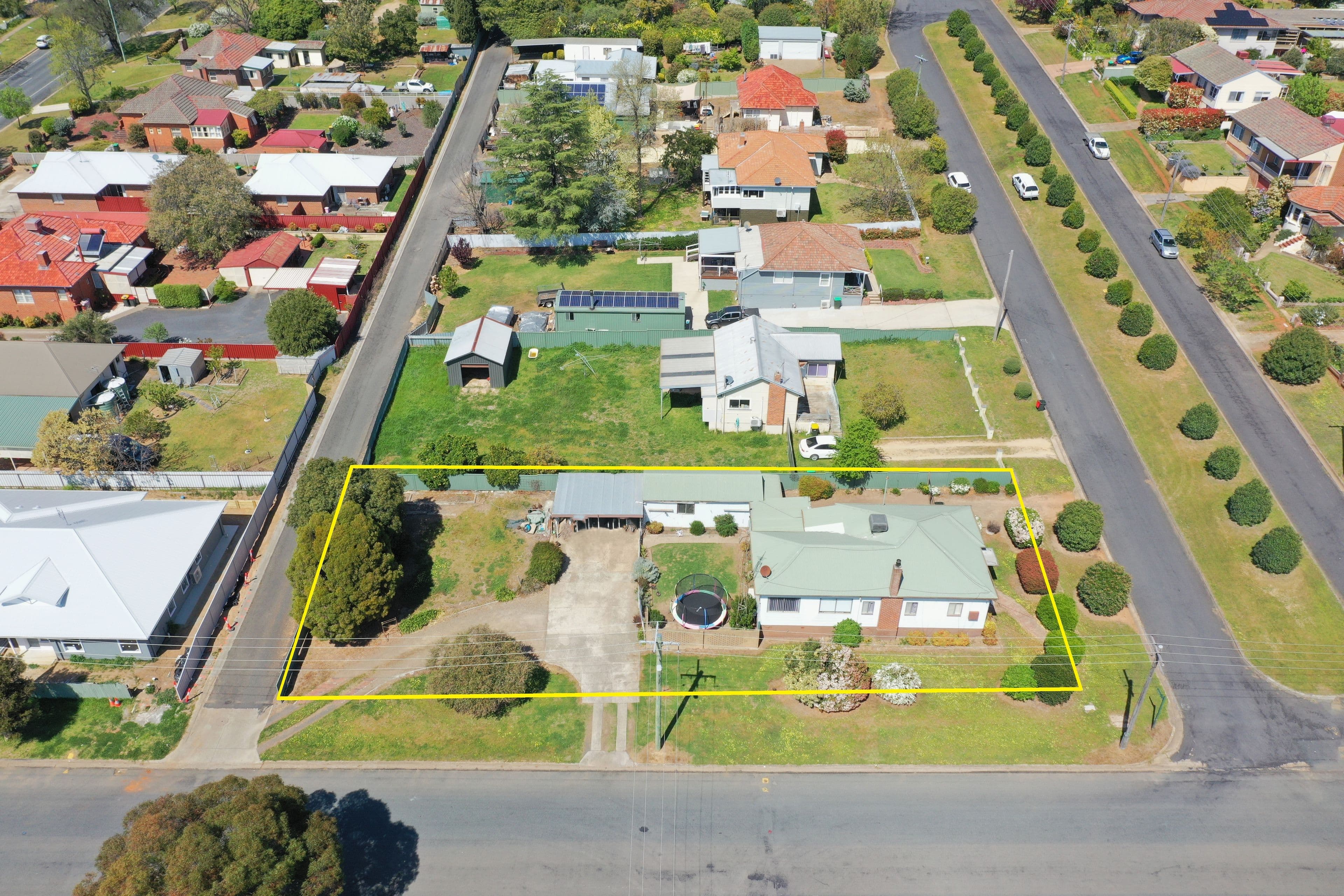 2 White Street , Young NSW 2594, Young - Thumbnail 2