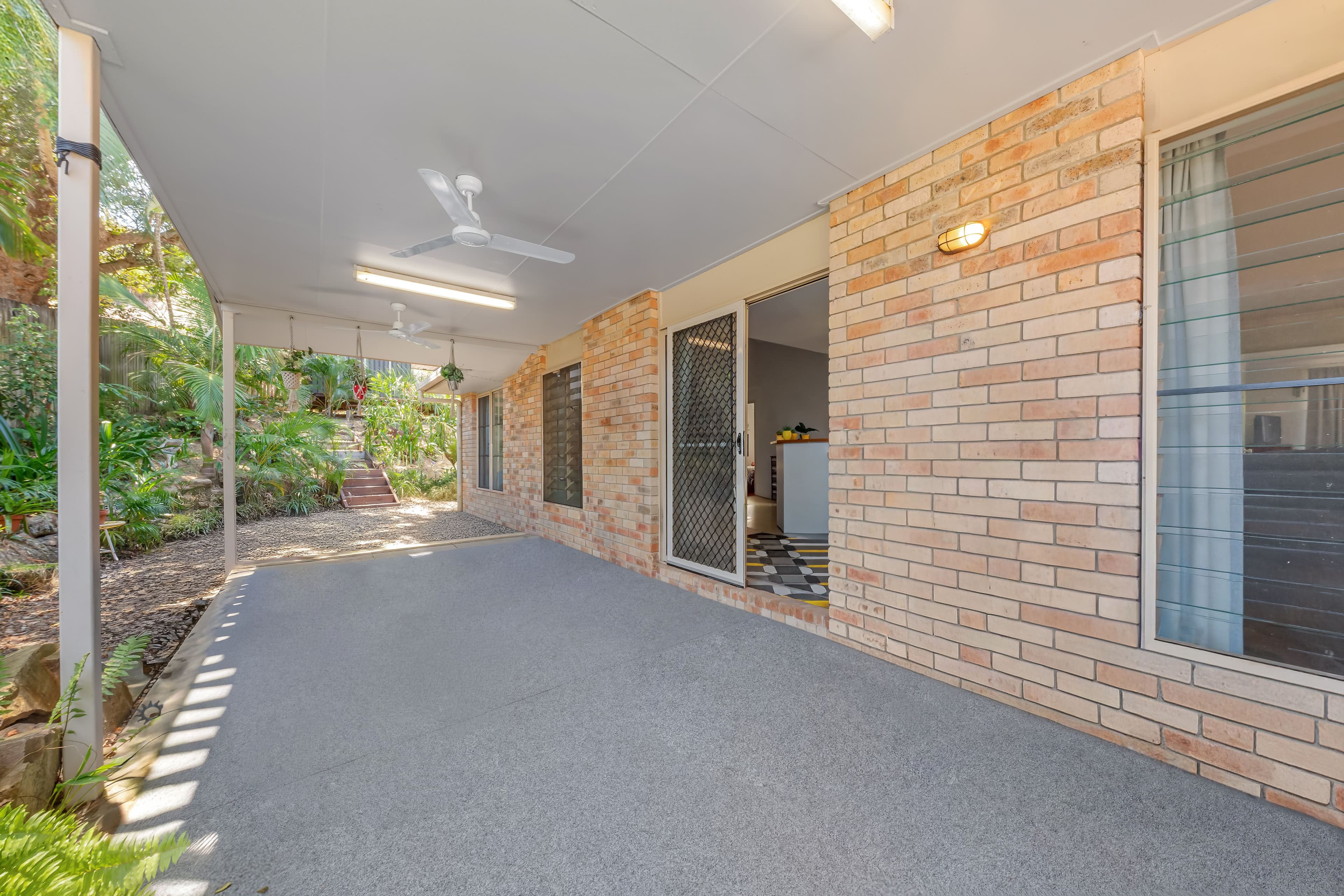 3 Sandpiper Crescent , Jubilee Pocket QLD 4802, Jubilee Pocket - Thumbnail 3