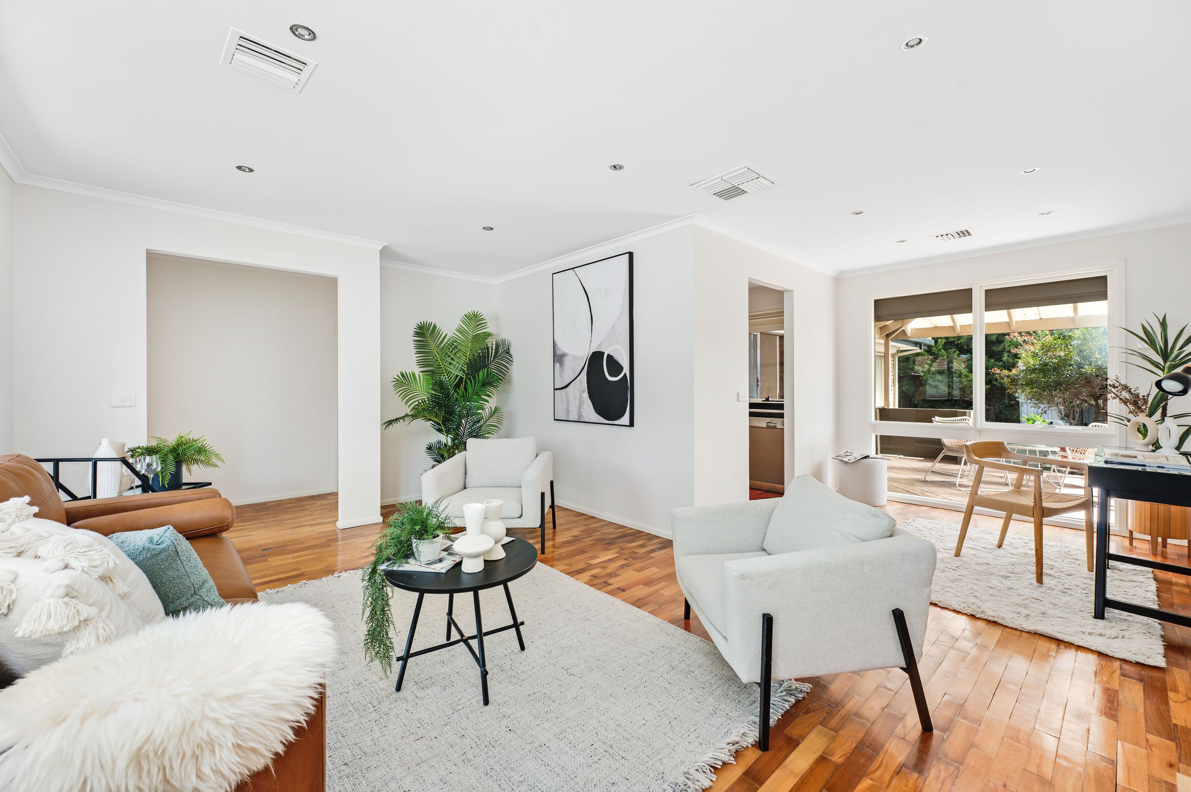 4 Bronsdon Court , Mill Park VIC 3082, Mill Park - Thumbnail 3