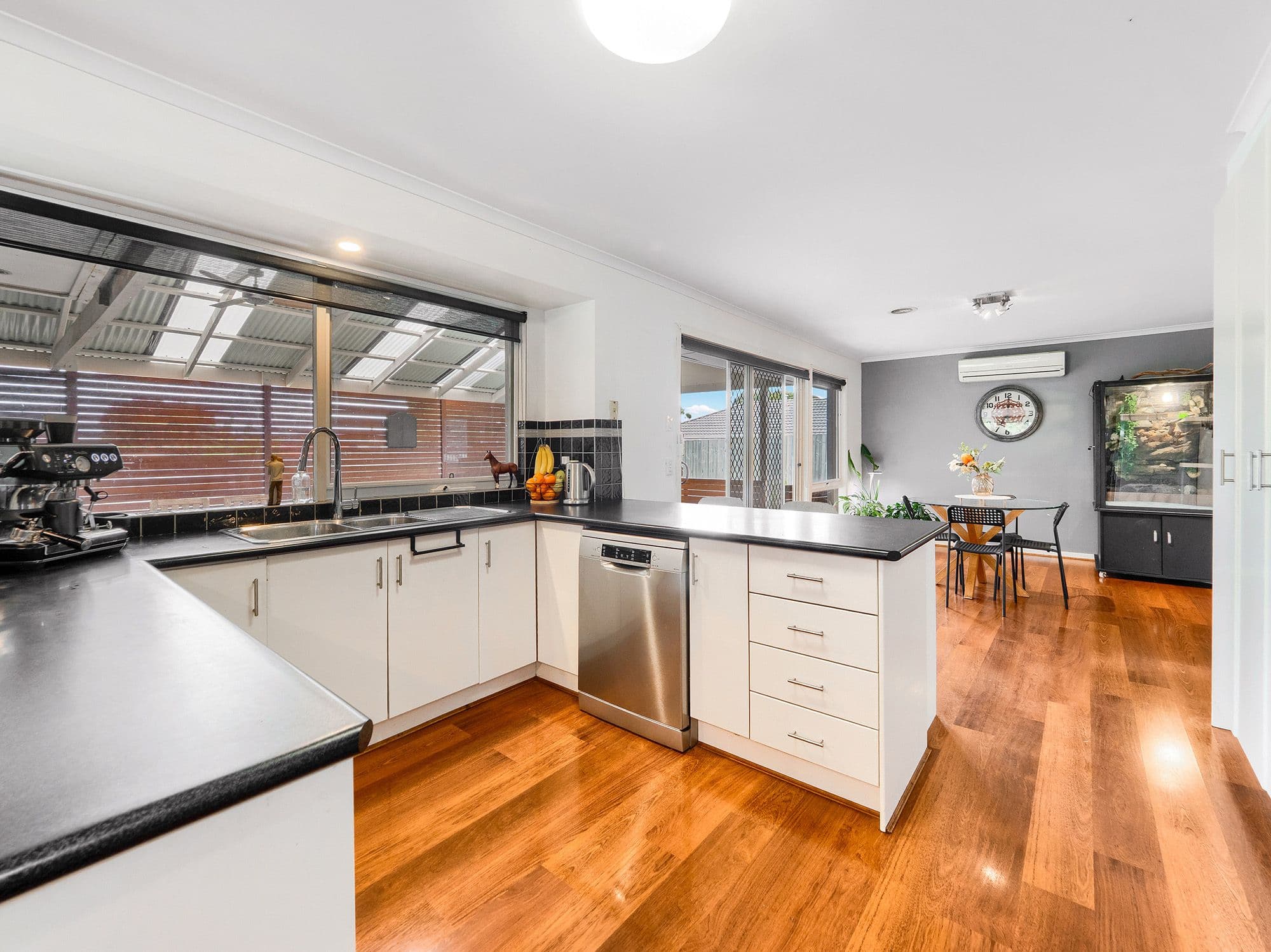14 Katherine Court , Hampton Park VIC 3976, Hampton Park - Thumbnail 8