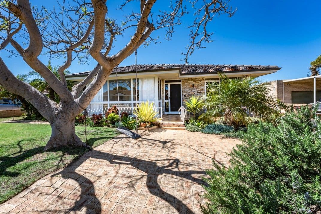 4 Thomas Avenue , Geraldton WA 6530, Geraldton - Image 1