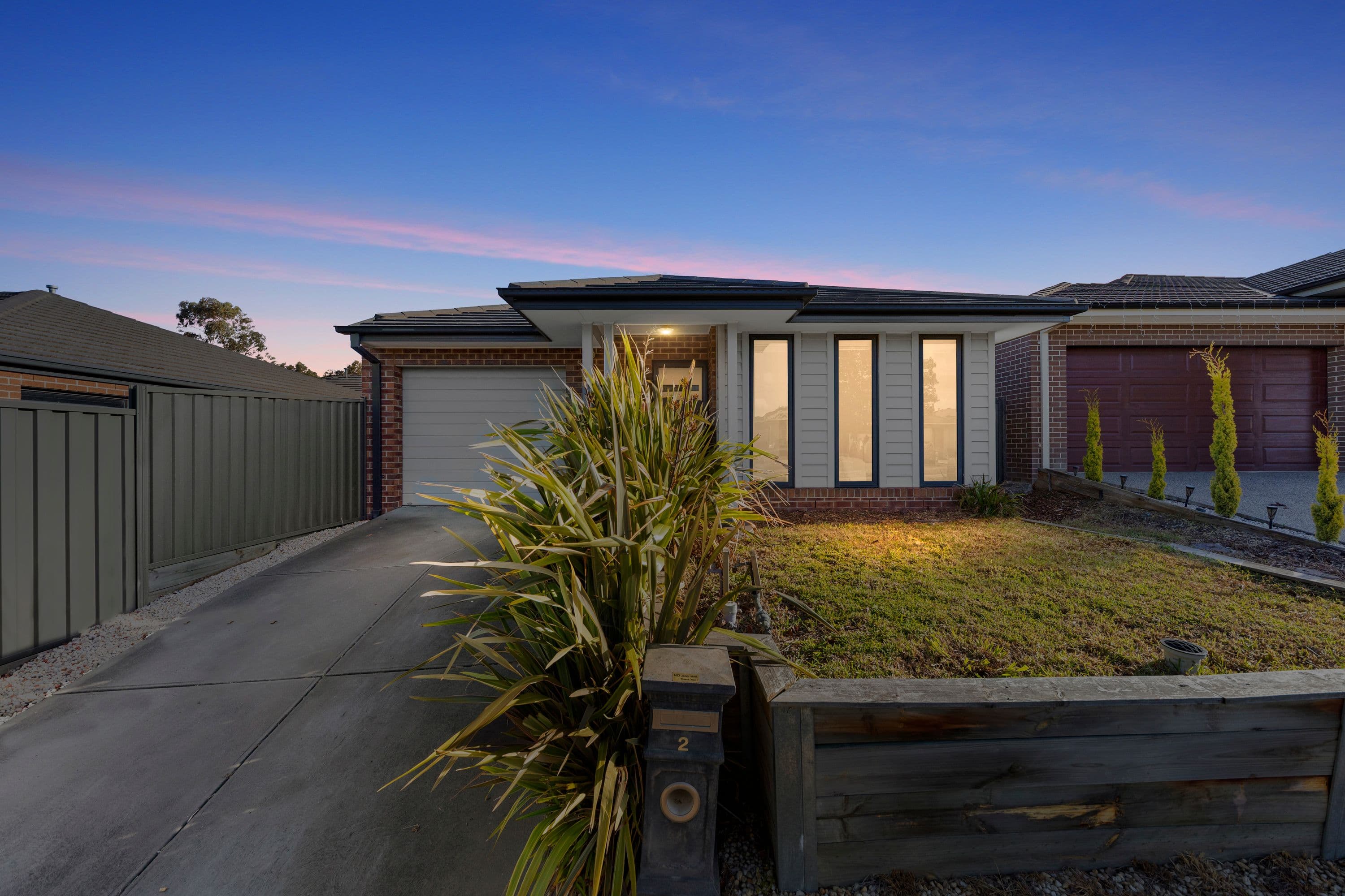 2 Ogilvie Court , Cranbourne East VIC 3977, Cranbourne East - Image 1