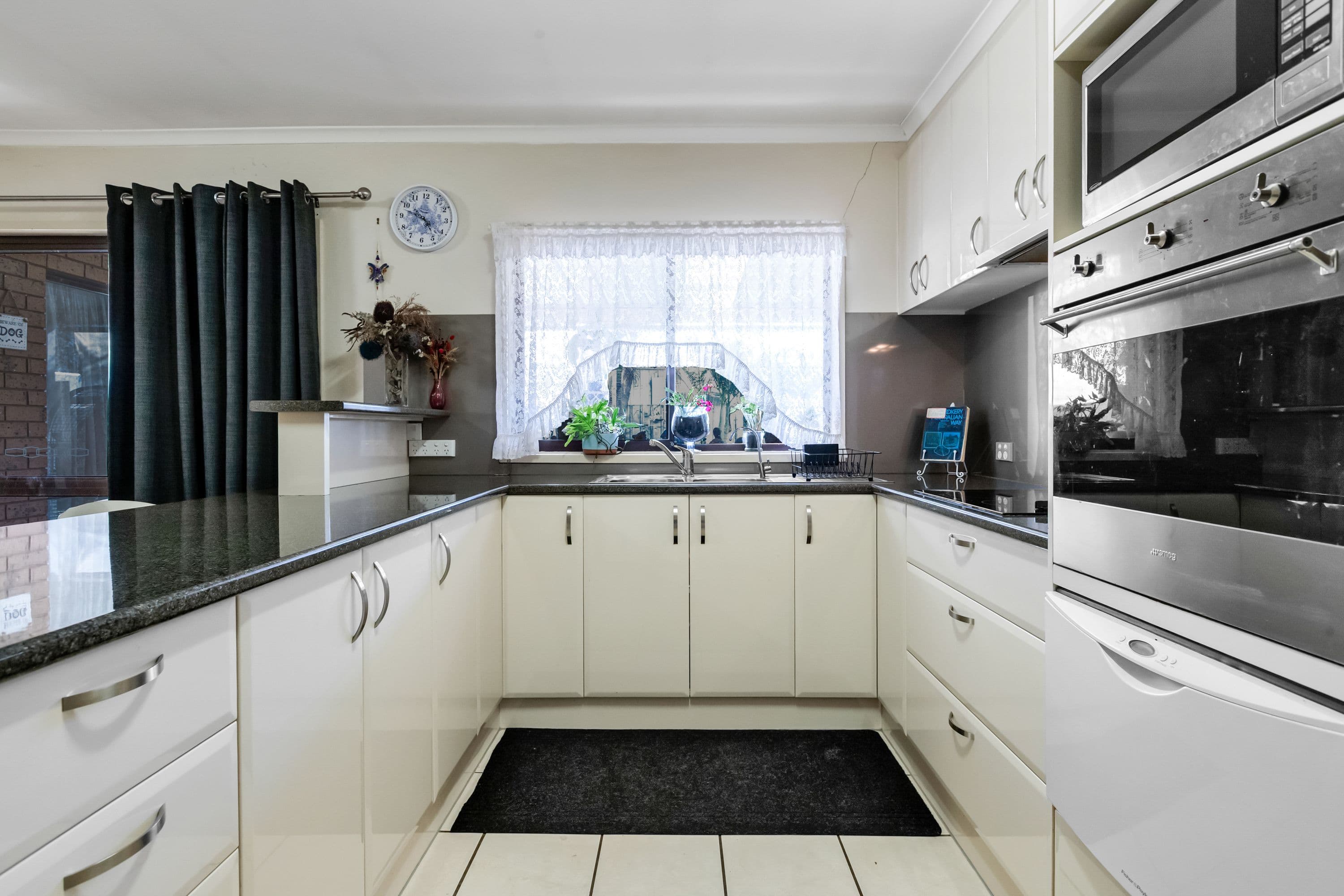 1 Zhoe Court , Mildura VIC 3500, Mildura - Thumbnail 6