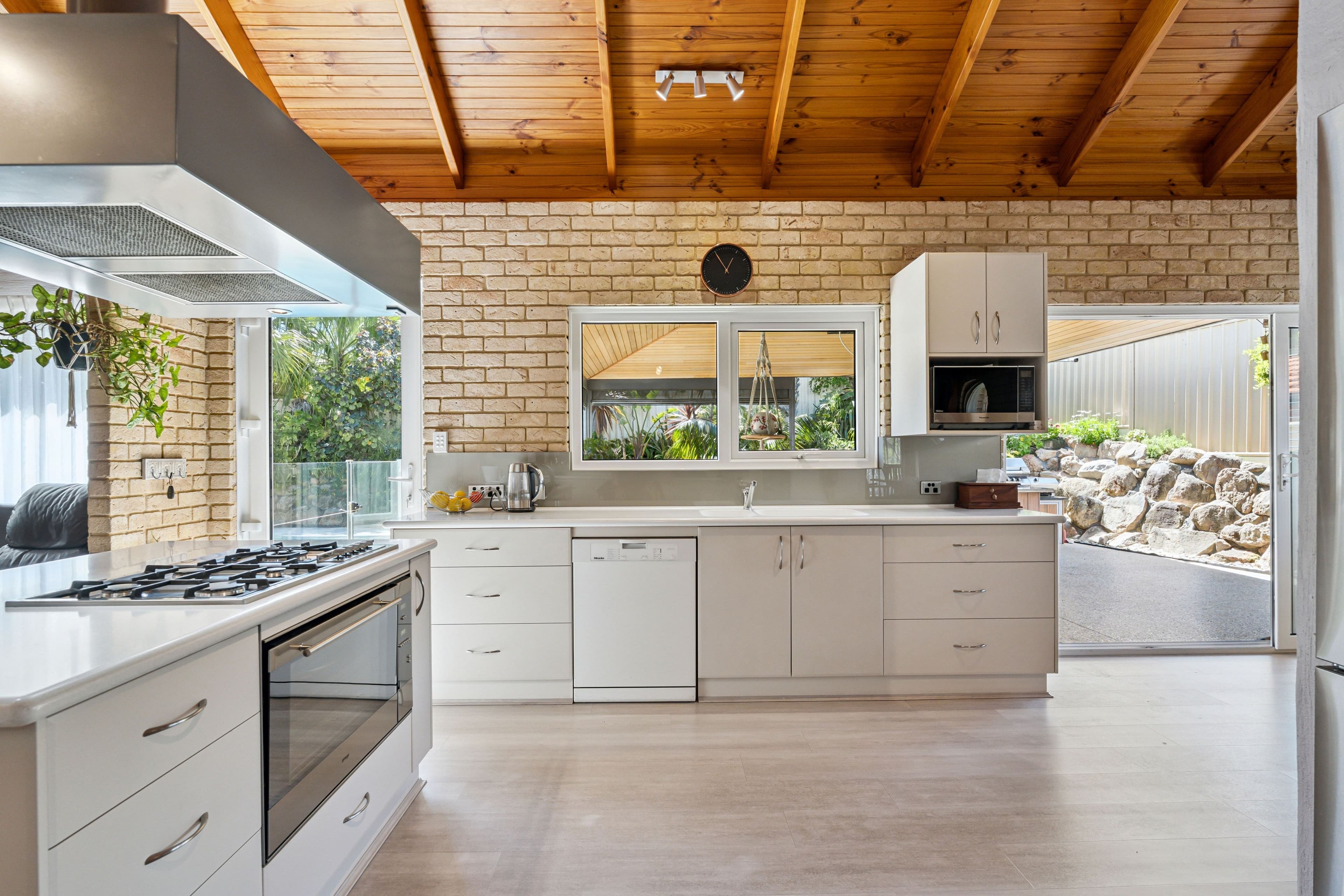 9 Seaforth Loop , Kallaroo WA 6025, Kallaroo - Thumbnail 2