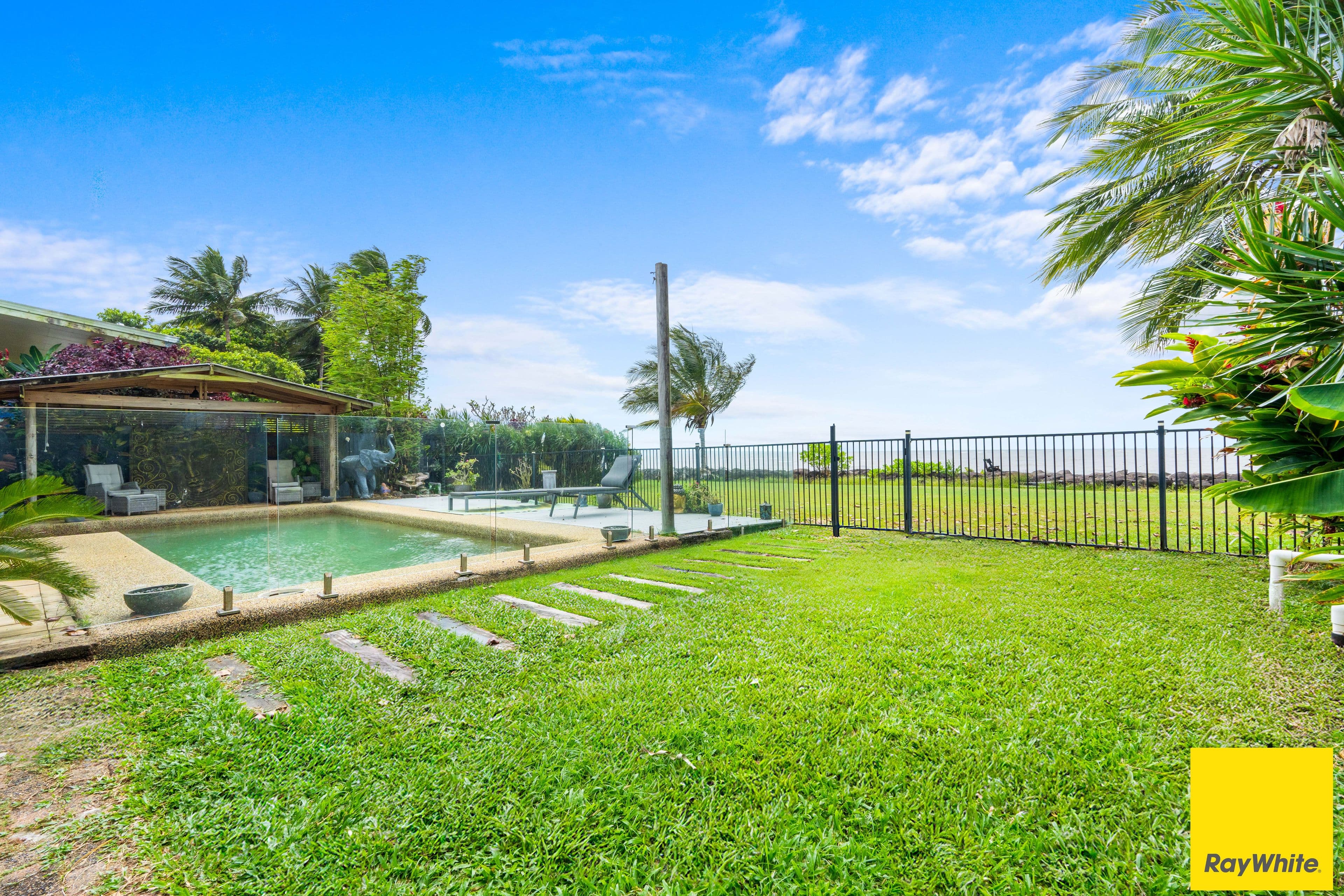 18 Feldt Street , Flying Fish Point QLD 4860, Flying Fish Point - Thumbnail 2