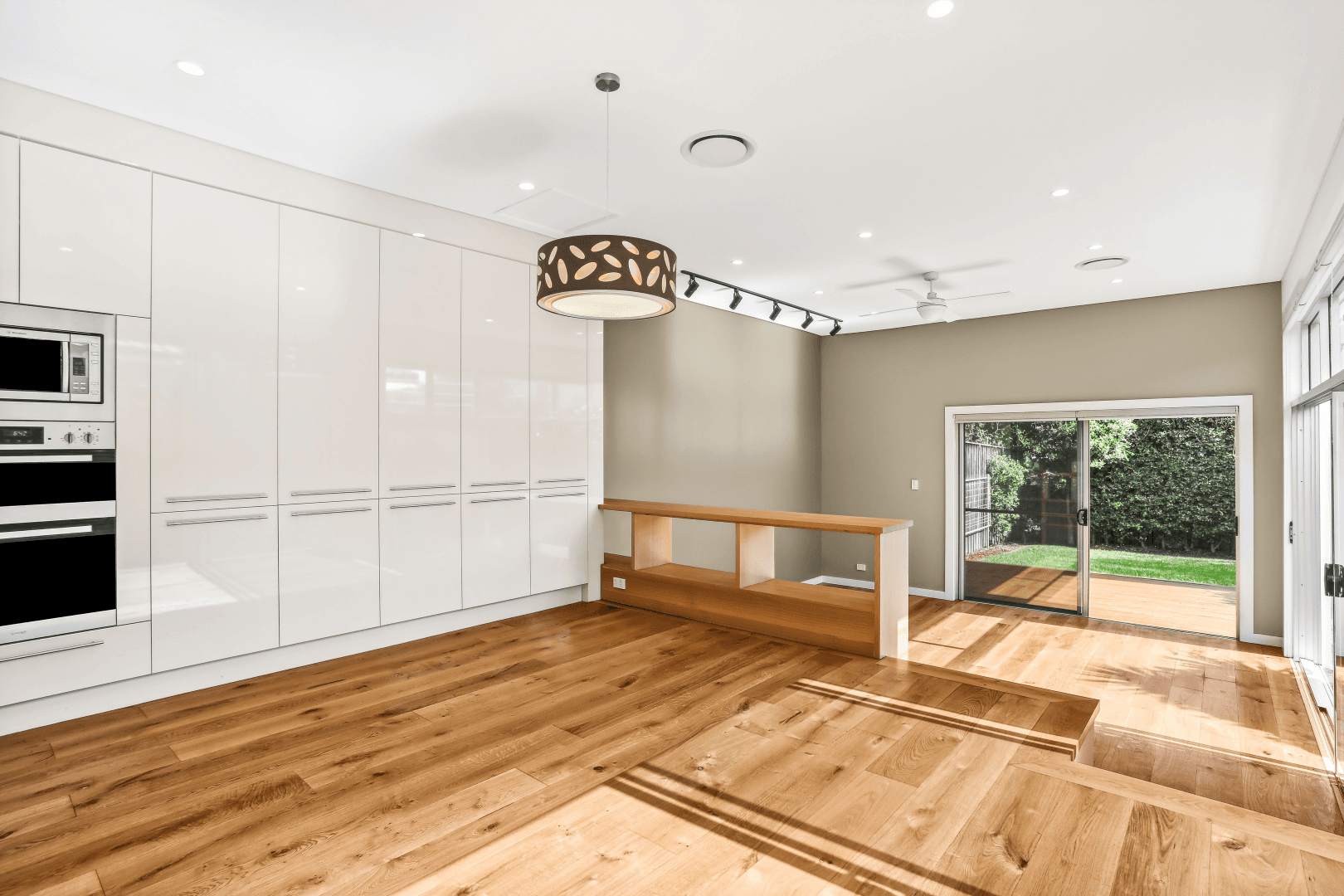 7 Montgomery Street, Miranda NSW 2228, Miranda - Thumbnail 3