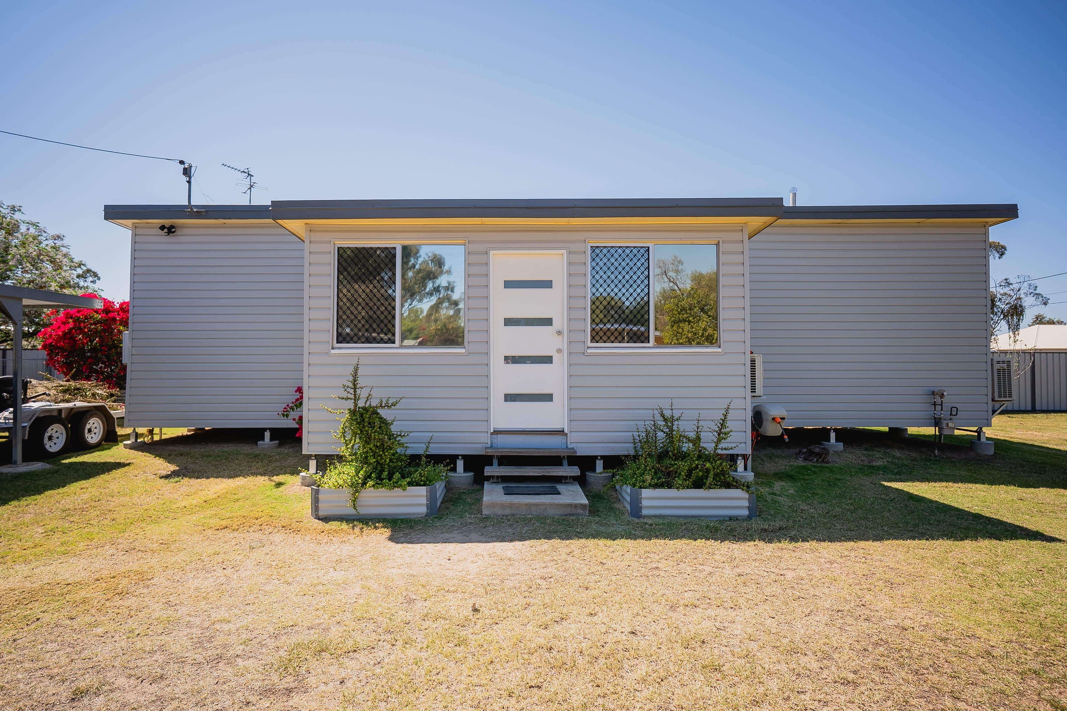 23 Derry Street , Roma QLD 4455, Roma - Thumbnail 2