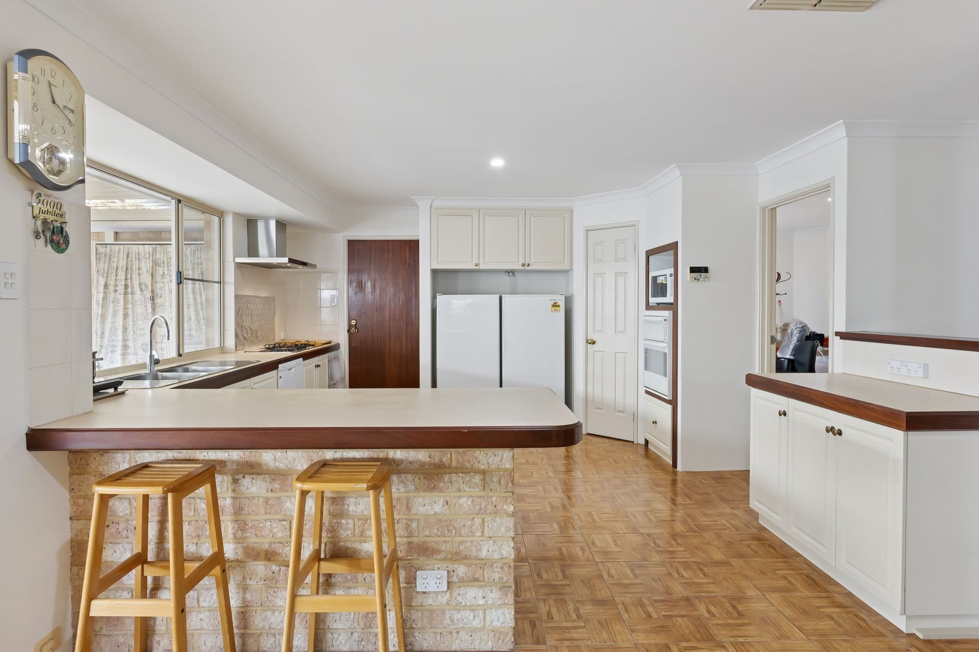 1 Abbotswood Drive , Landsdale WA 6065, Landsdale - Thumbnail 2