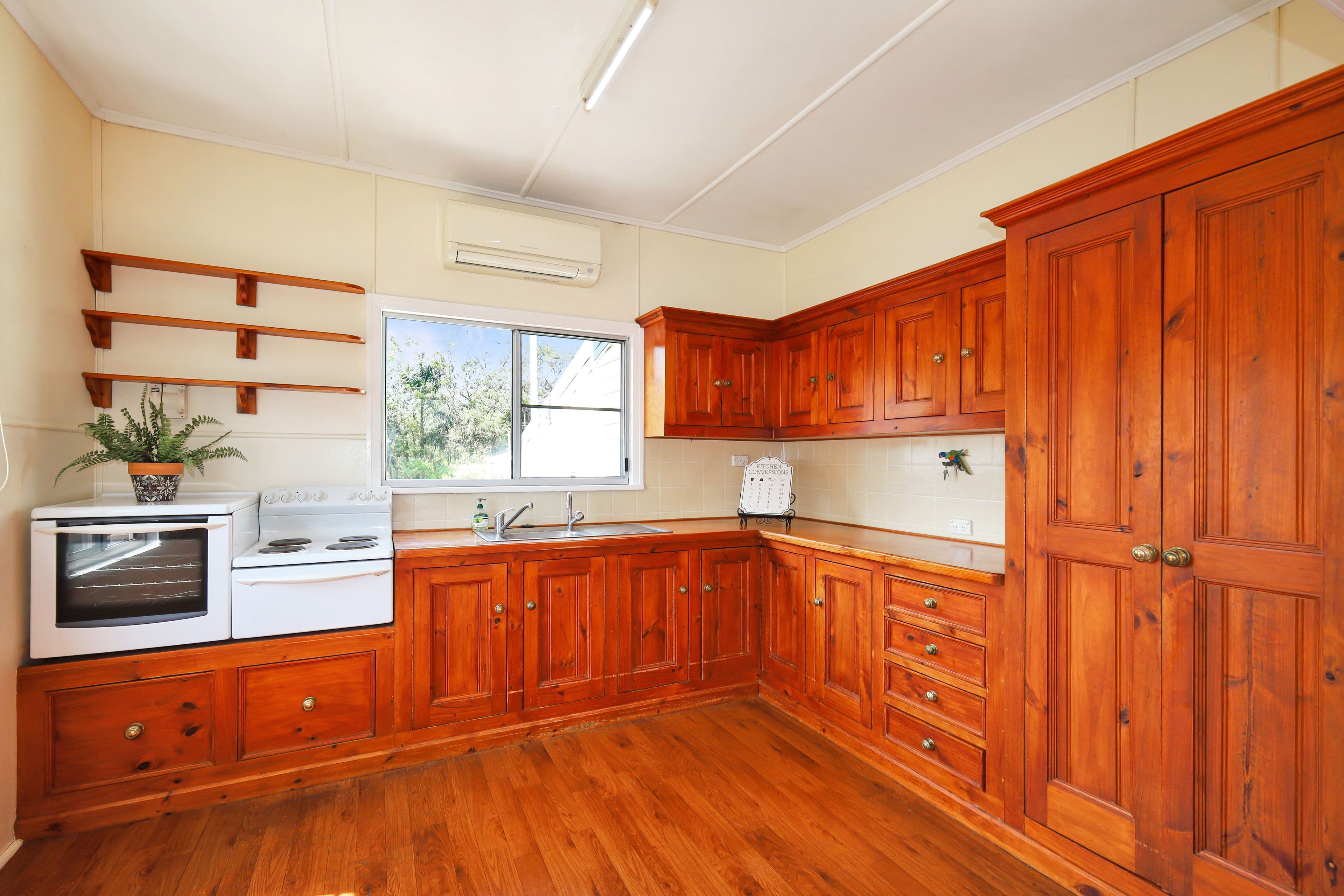 47 West Street , Sarina QLD 4737, Sarina - Thumbnail 7