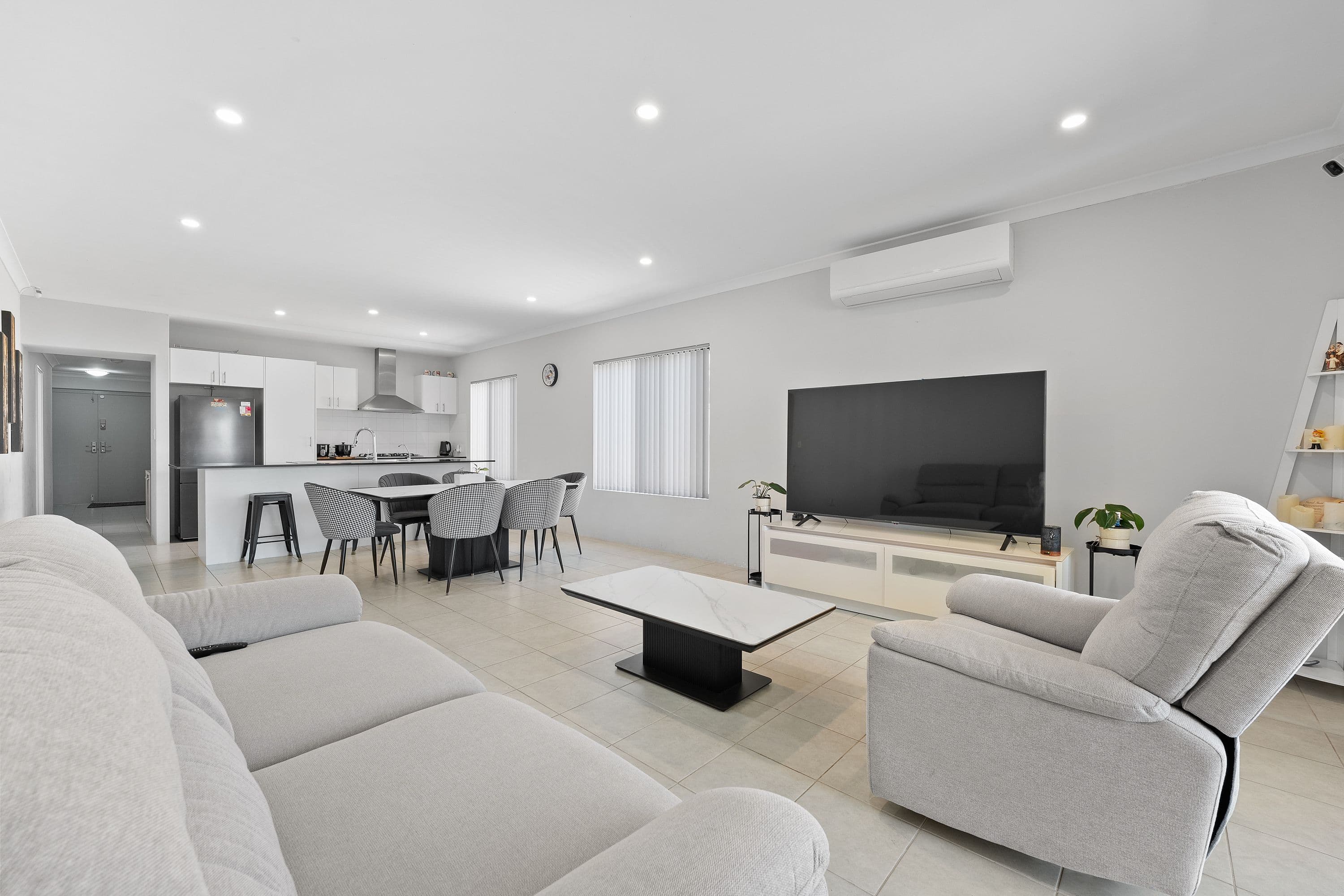 43 Southport Drive , Baldivis WA 6171, Baldivis - Image 1