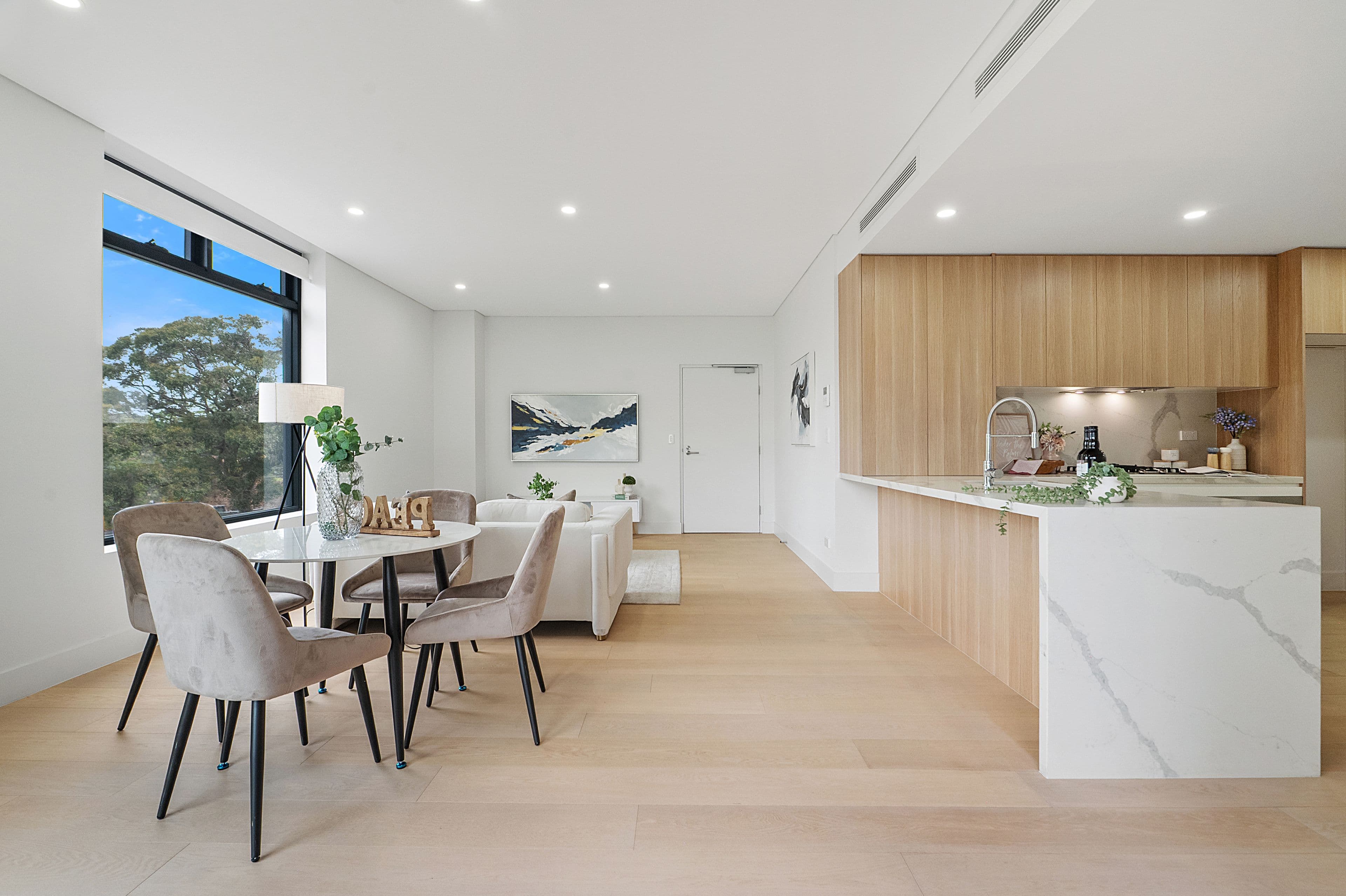 11 Hinkler Avenue , Caringbah NSW 2229, Caringbah - Thumbnail 3