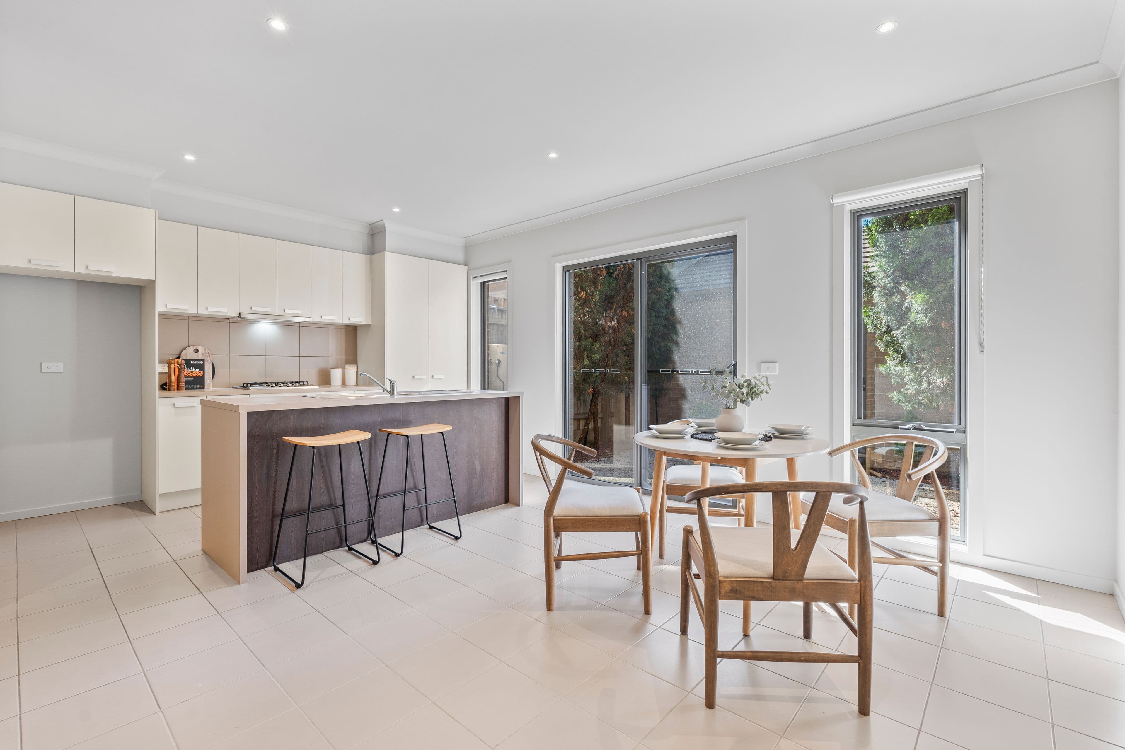 53 Lyndarum Drive , Epping VIC 3076, Epping - Thumbnail 5