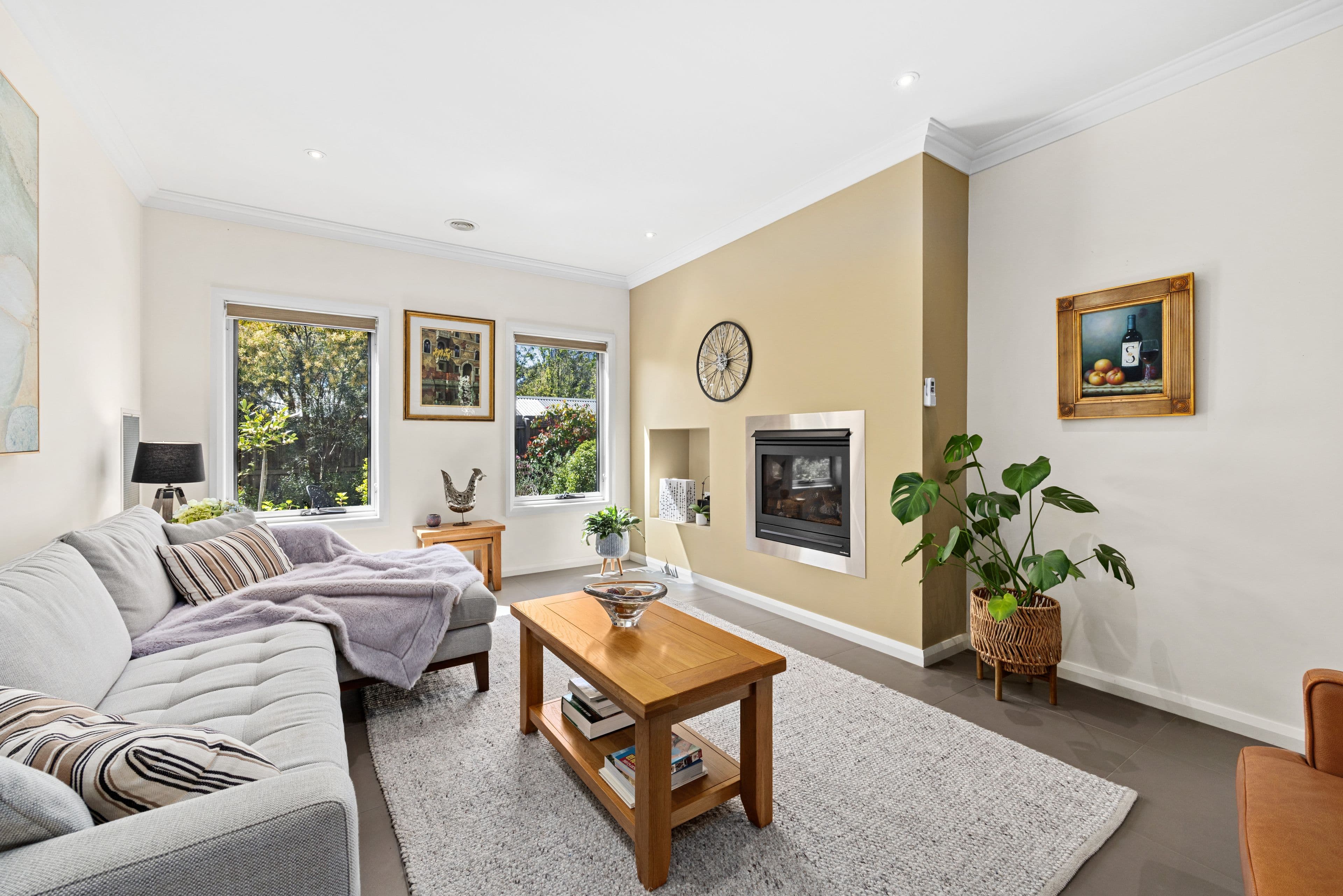 18 Gwendoline Avenue , Woodend VIC 3442, Woodend - Thumbnail 4