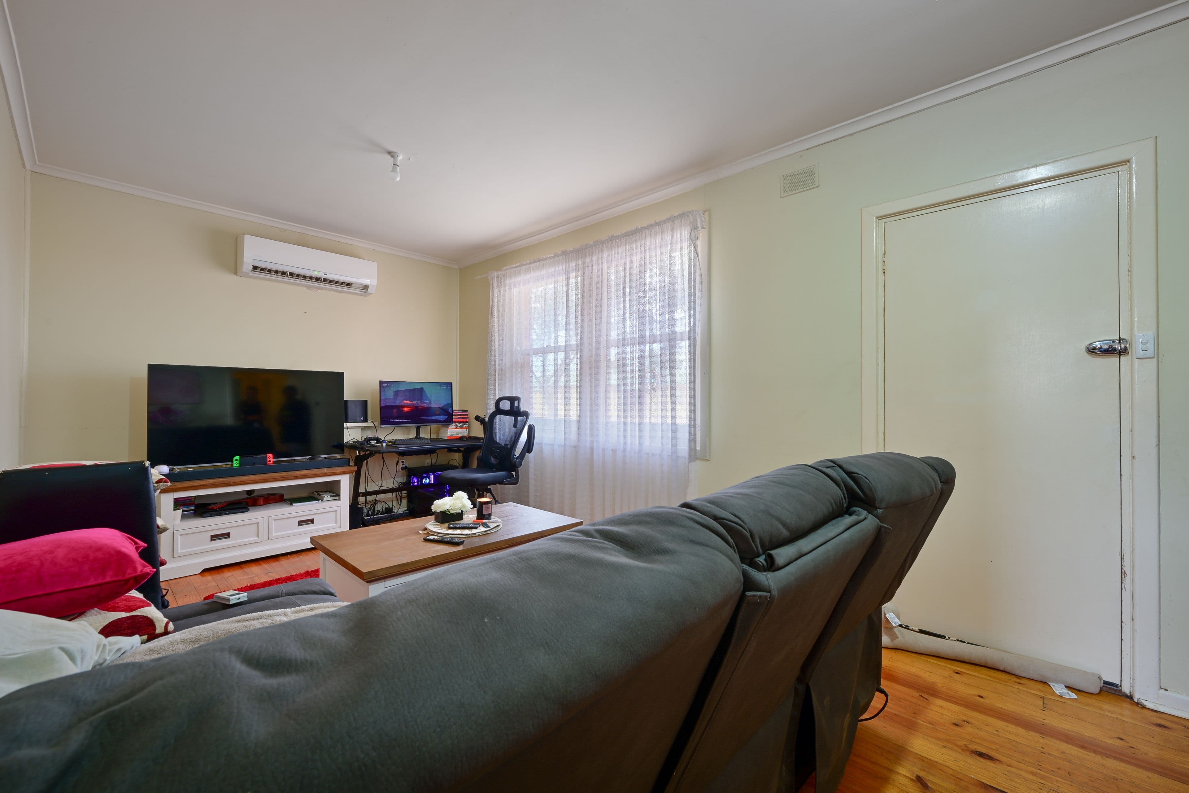 8 Dunsford Street , Whyalla Stuart SA 5608, Whyalla Stuart - Thumbnail 3