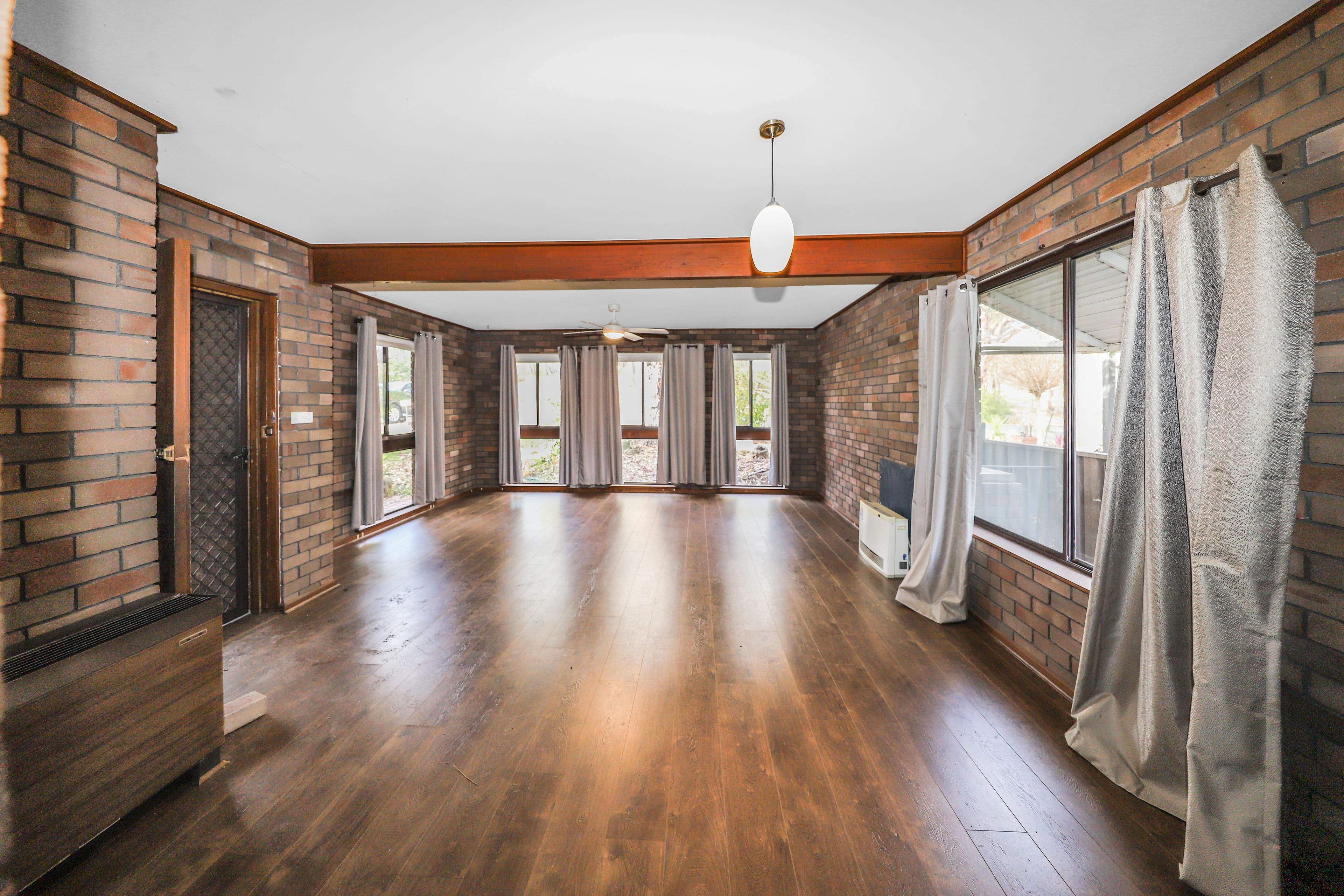27 Quandong Avenue, Tumut - Thumbnail 3