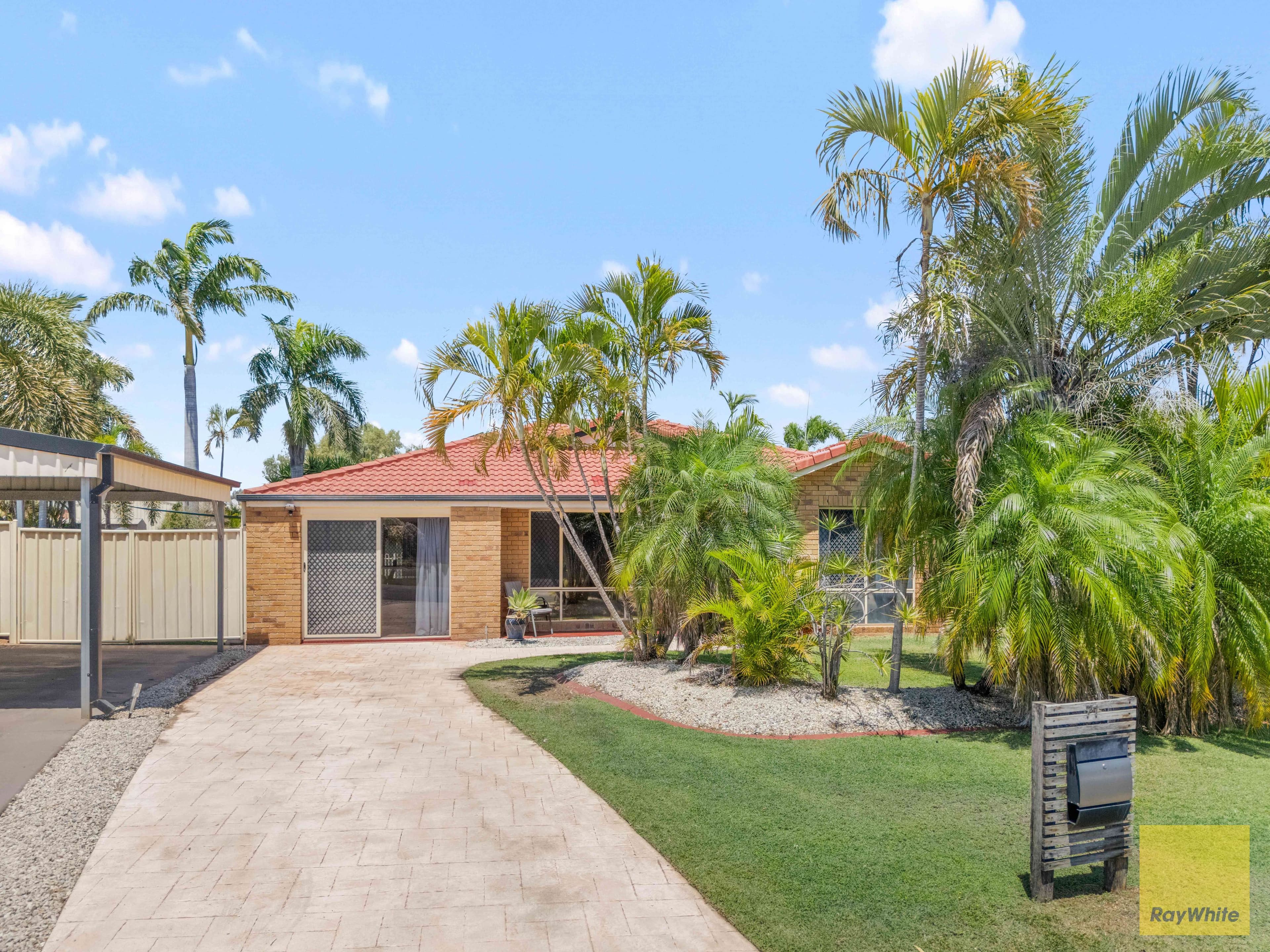 71 Crinum Crescent , Emerald QLD 4720, Emerald - Thumbnail 2