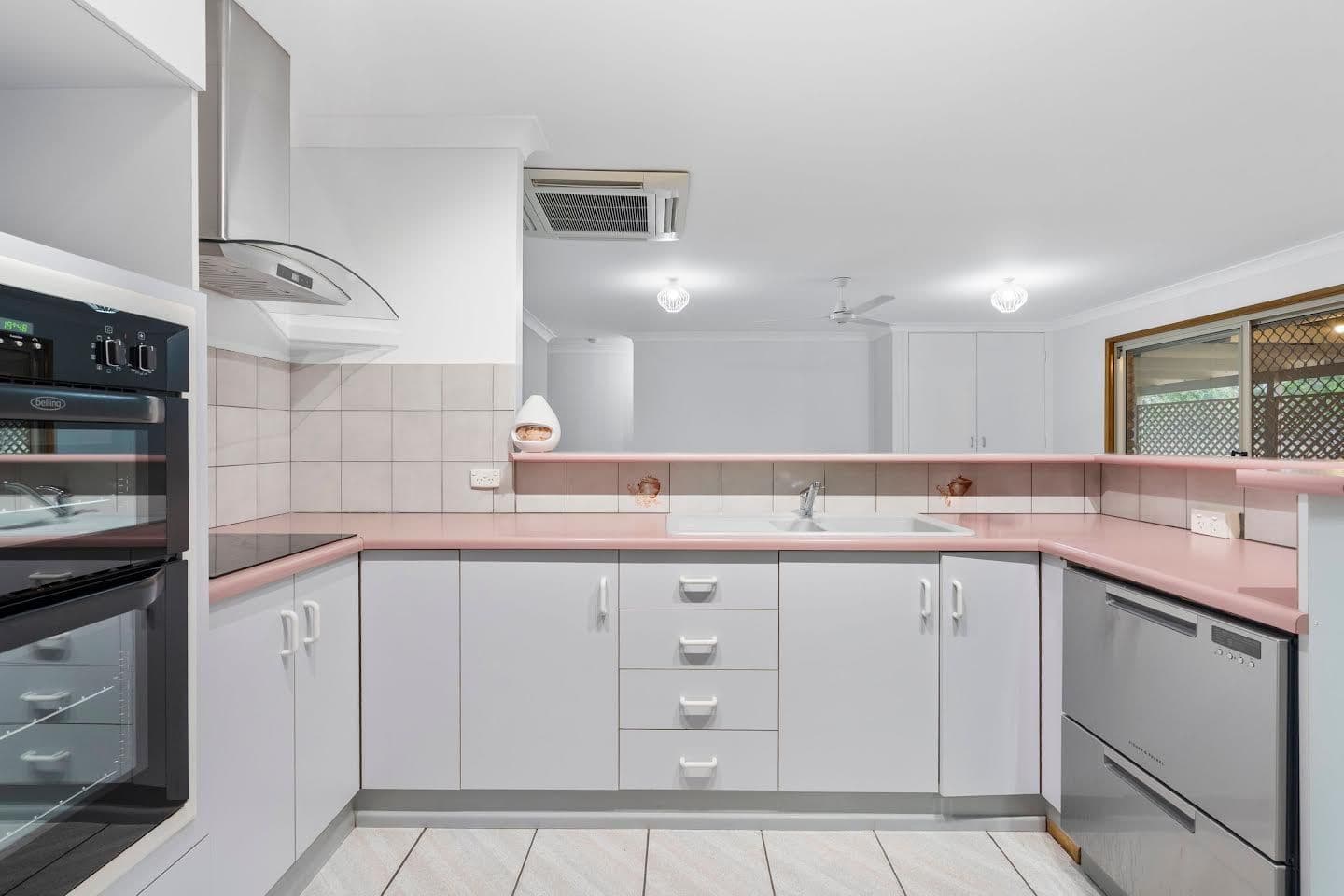 27 Laurette Drive , Glenore Grove QLD 4342, Glenore Grove - Thumbnail 2