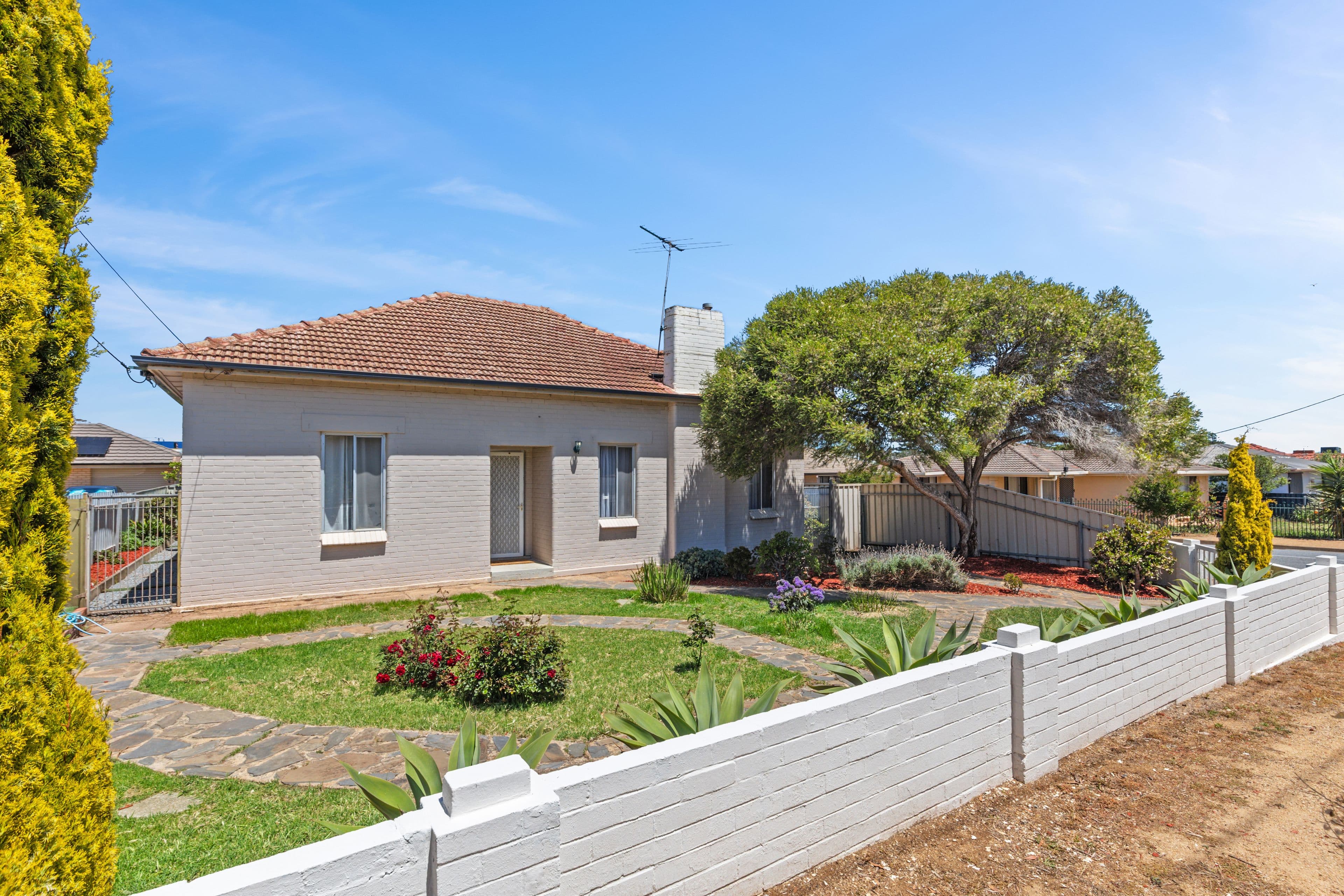 16 Deemster Avenue , Christies Beach SA 5165, Christies Beach - Thumbnail 3