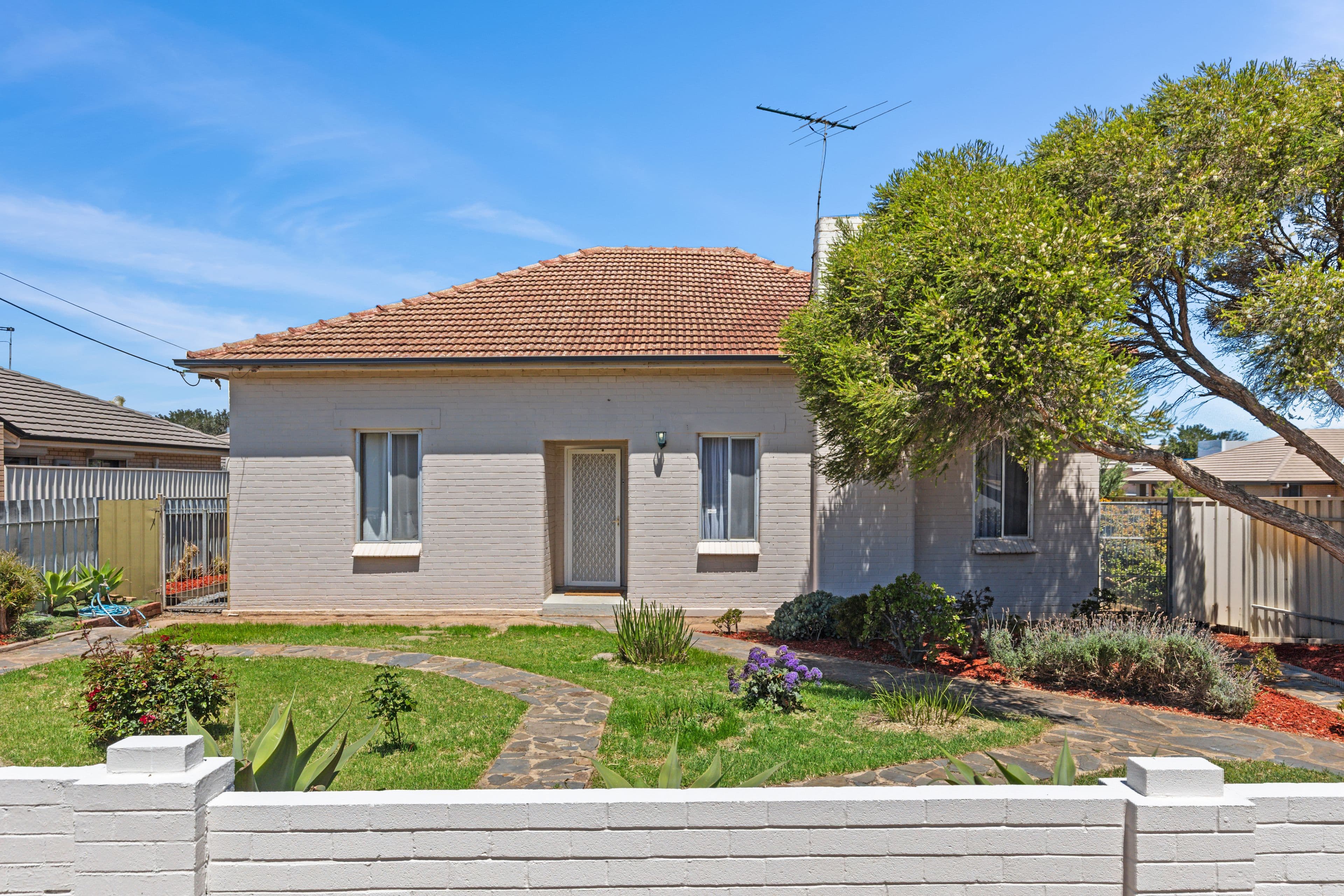 16 Deemster Avenue , Christies Beach SA 5165, Christies Beach - Thumbnail 7
