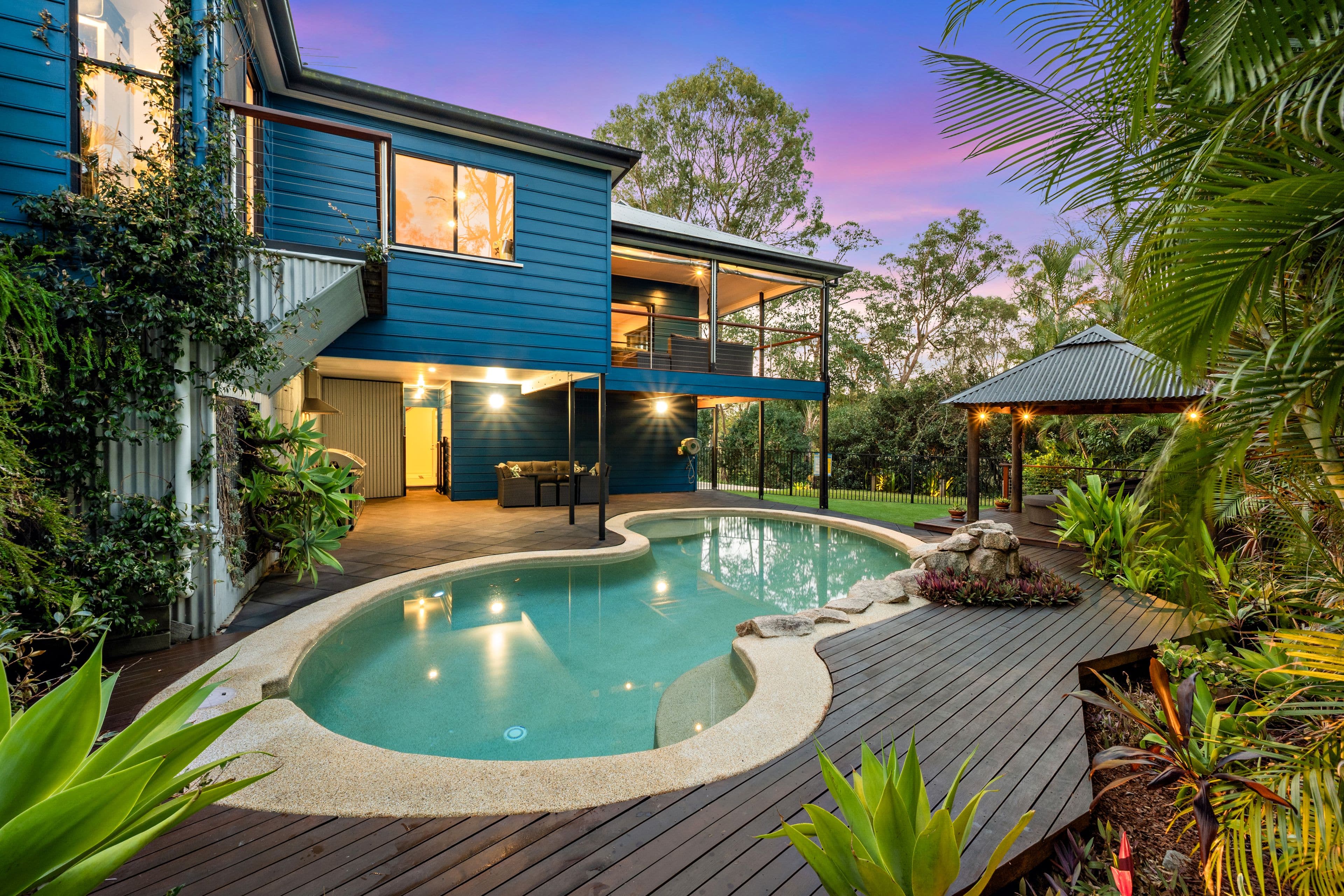 26 Larwood Place , Ferny Hills QLD 4055, Ferny Hills - Thumbnail 2