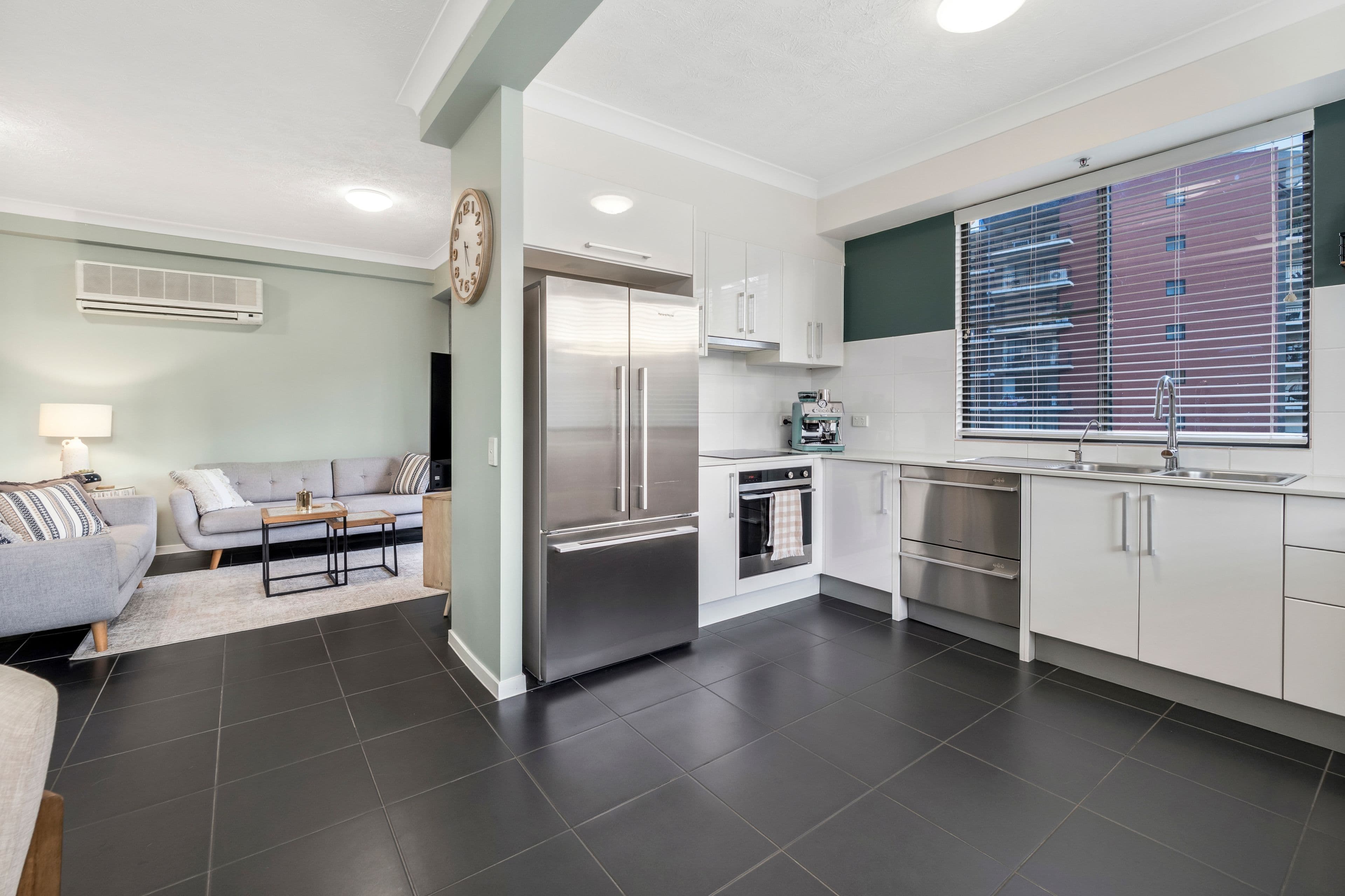 55 Baildon Street , Kangaroo Point QLD 4169, Kangaroo Point - Thumbnail 3