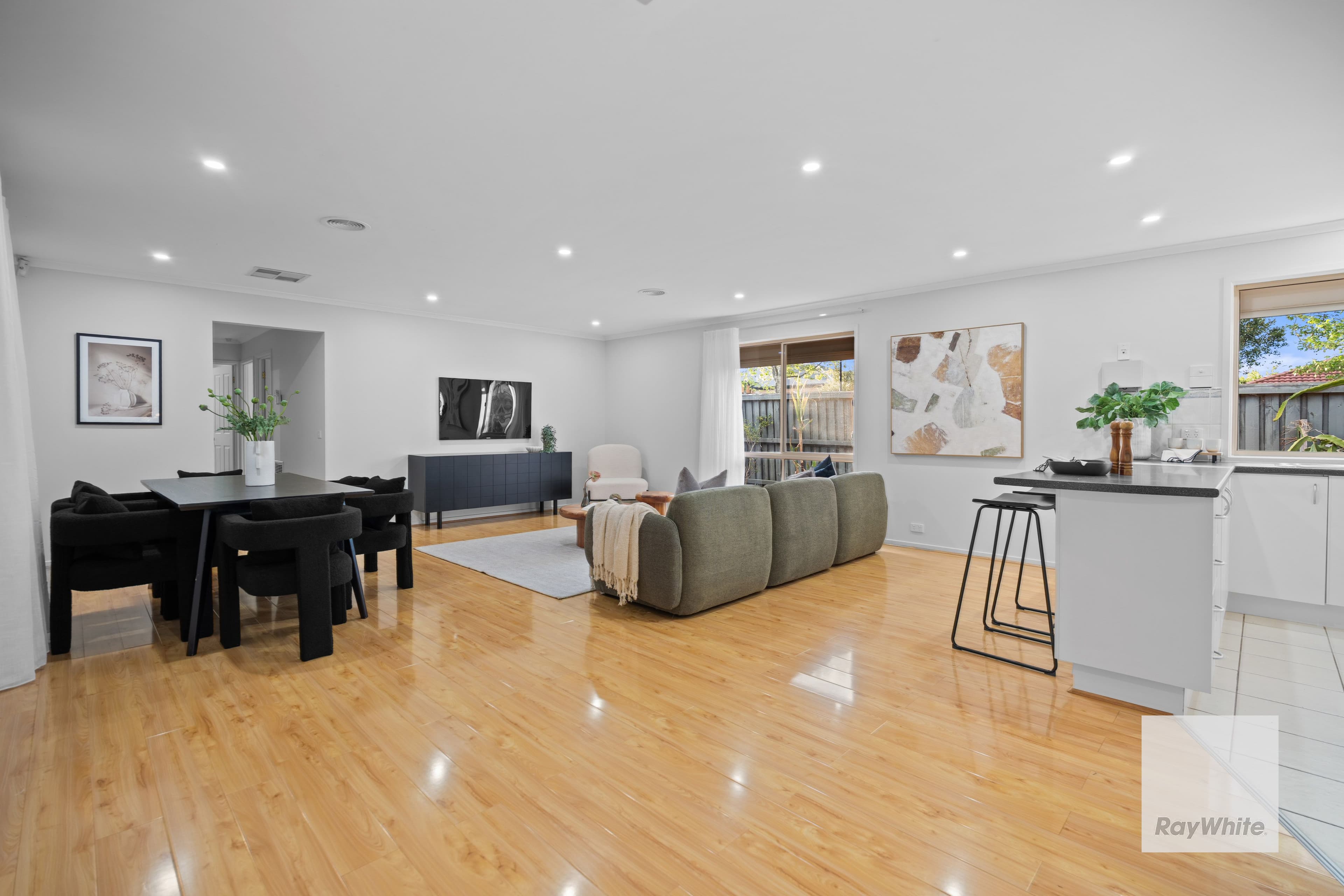 2 Coburn Way , Caroline Springs VIC 3023, Caroline Springs - Thumbnail 5