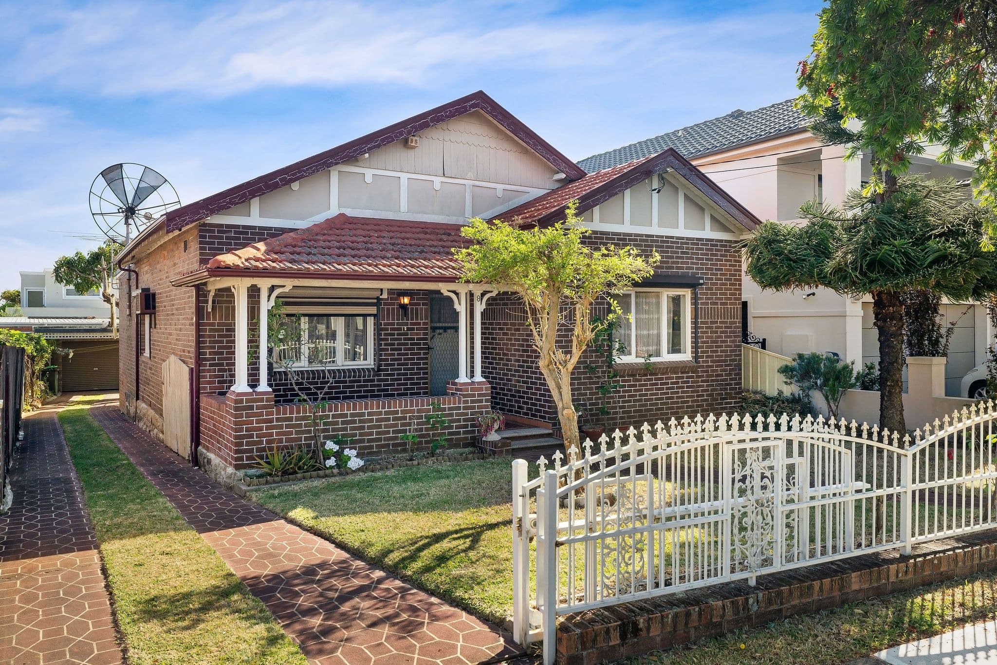 9 Lanark Avenue , Earlwood NSW 2206, Earlwood - Thumbnail 2