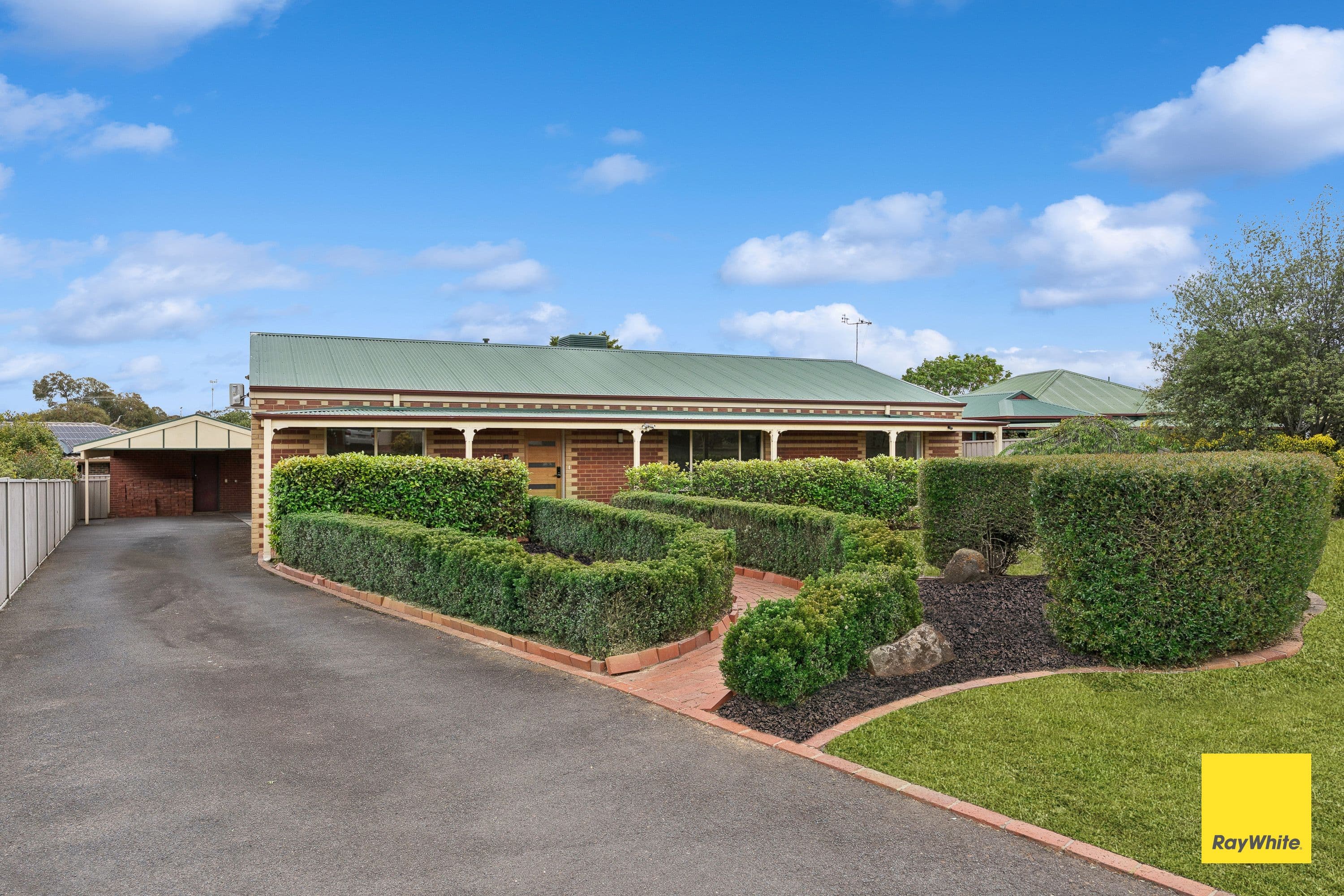 6 Ellimata Court , Strathdale VIC 3550, Strathdale - Thumbnail 2