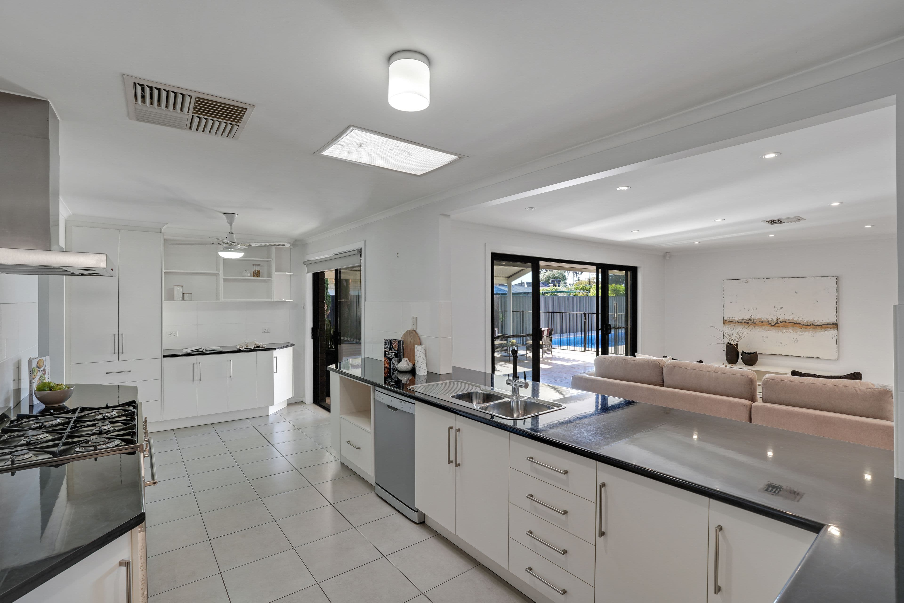 37 McDonald Road , Parafield Gardens SA 5107, Parafield Gardens - Thumbnail 2