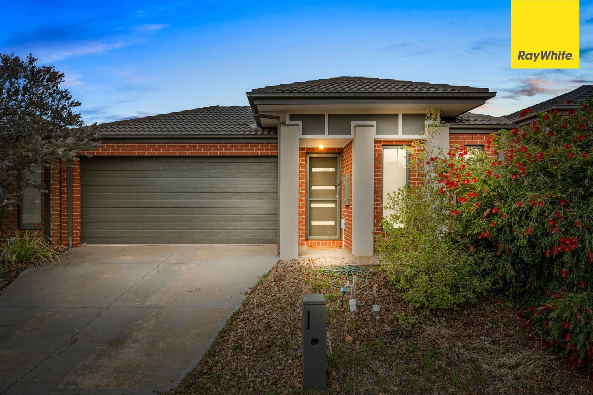 41 Toolern Waters Drive, Weir Views - Image 1