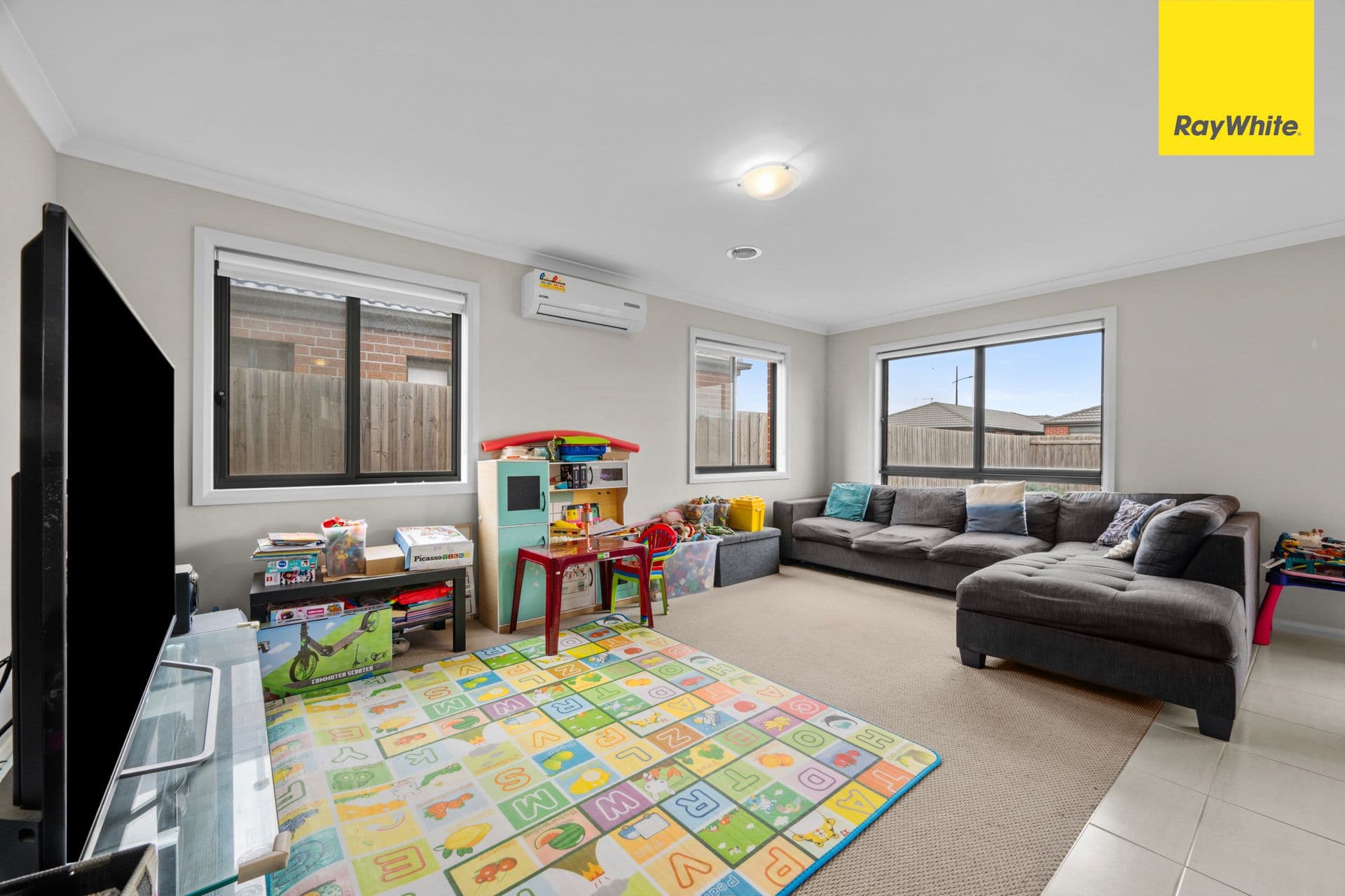41 Toolern Waters Drive, Weir Views - Thumbnail 8