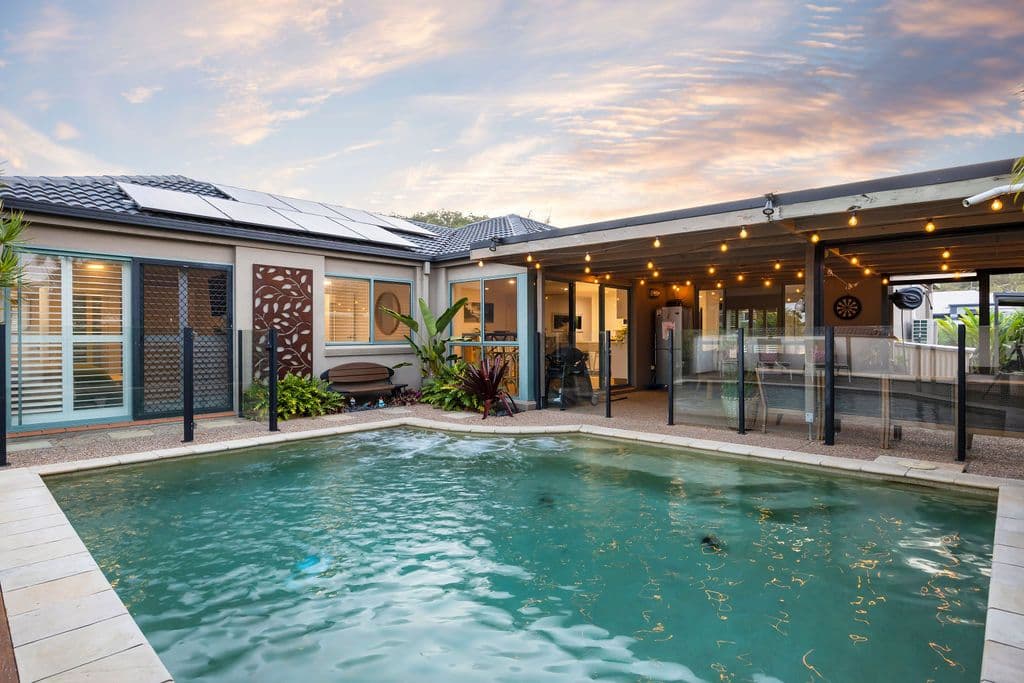 4 Beckington Terrace , Mudgeeraba QLD 4213, Mudgeeraba - Image 1