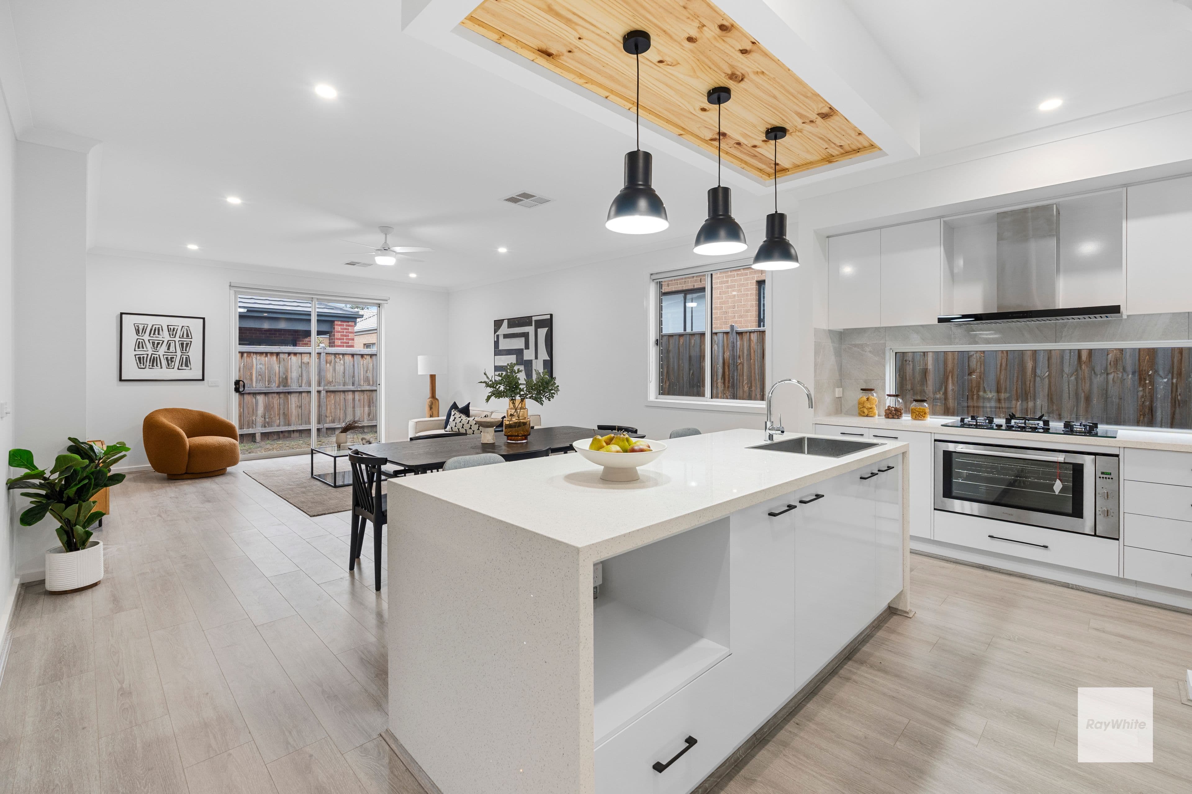 29 Dandelion Crescent , Rockbank VIC 3335, Rockbank - Thumbnail 3