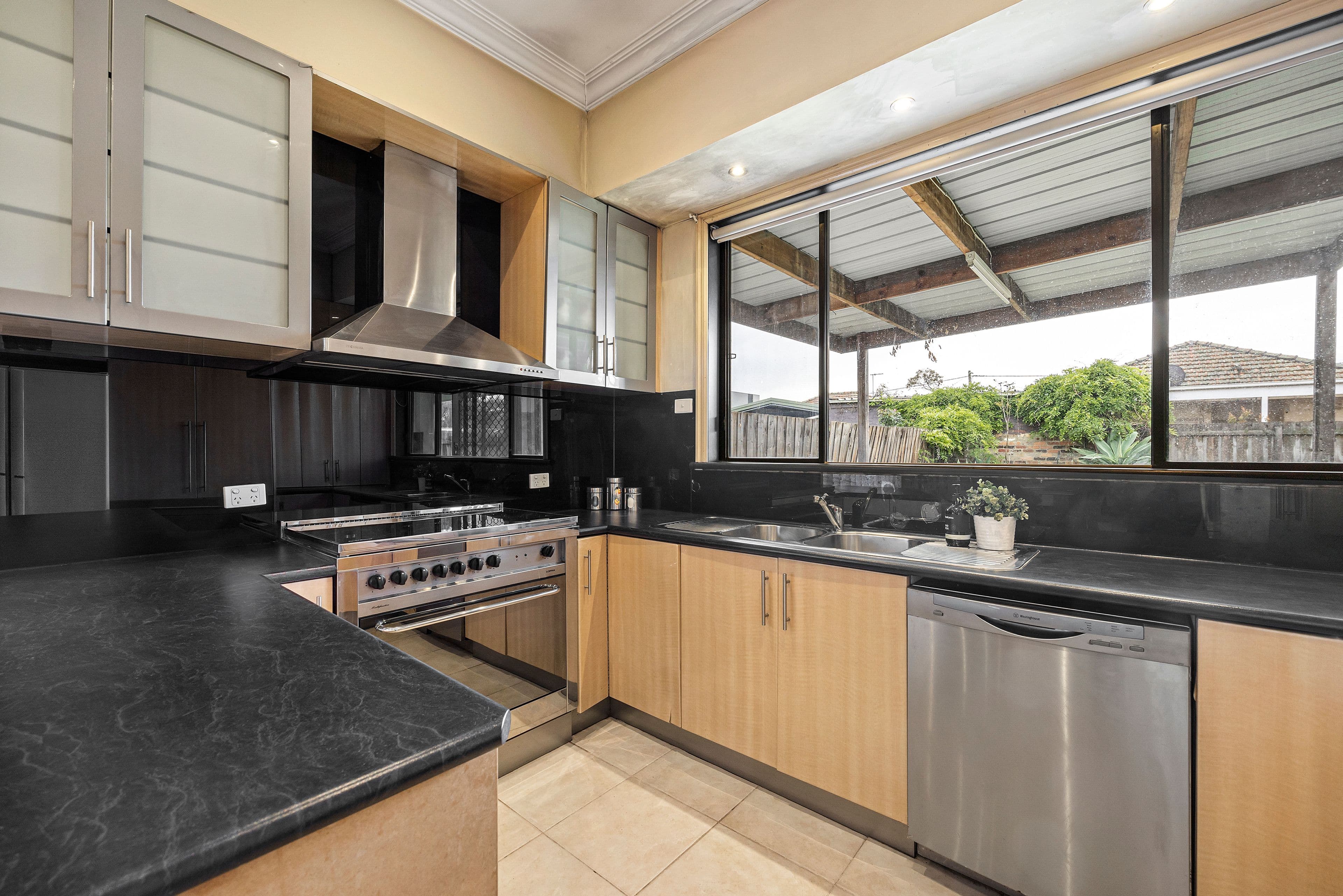 46 Woods Street , Newport VIC 3015, Newport - Thumbnail 3