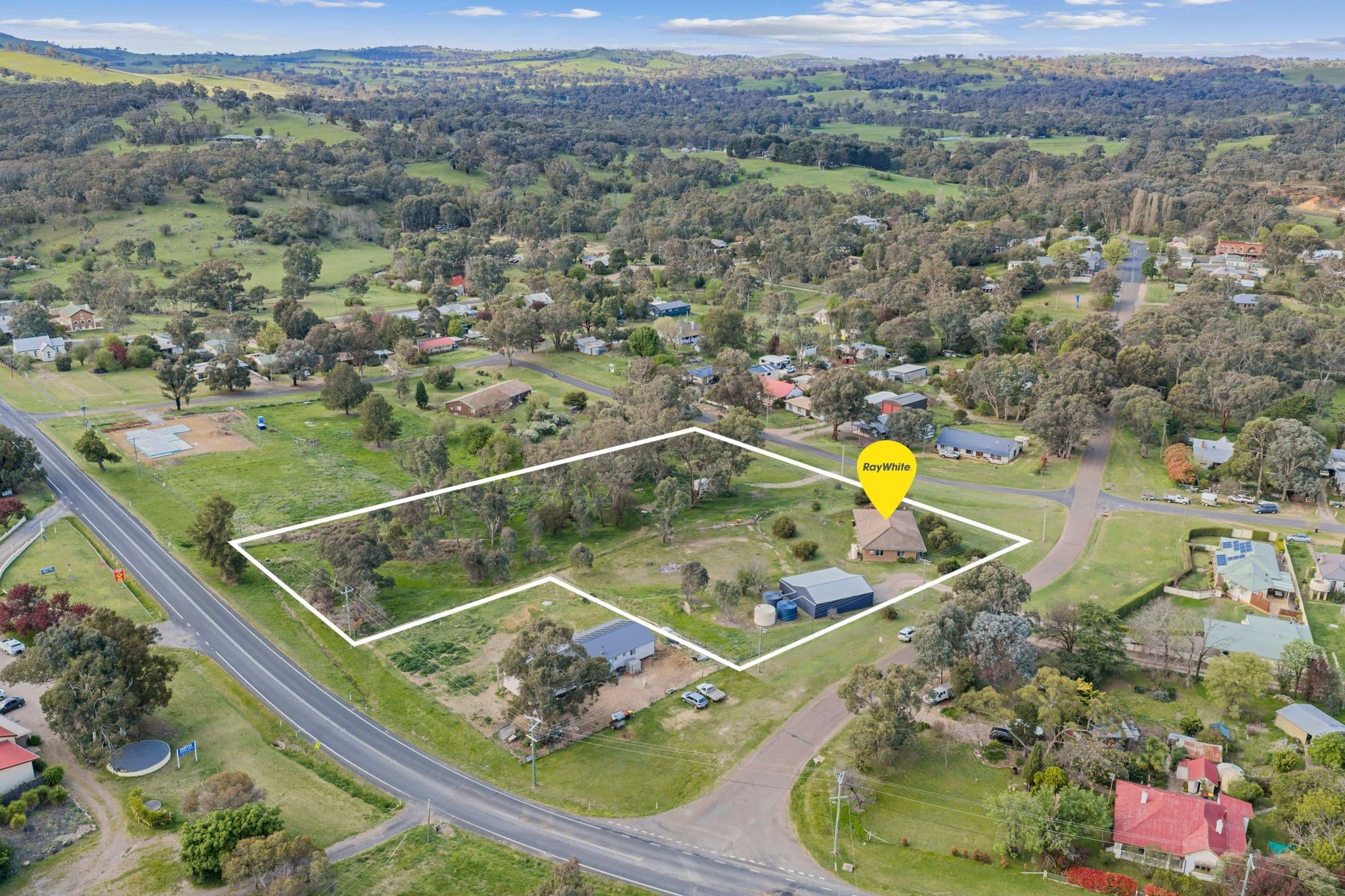29 Wellington Street , Binalong NSW 2584, Binalong - Image 1