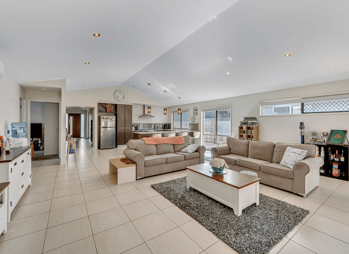 18 Hall Court , Bellbird Park QLD 4300, Bellbird Park - Thumbnail 3