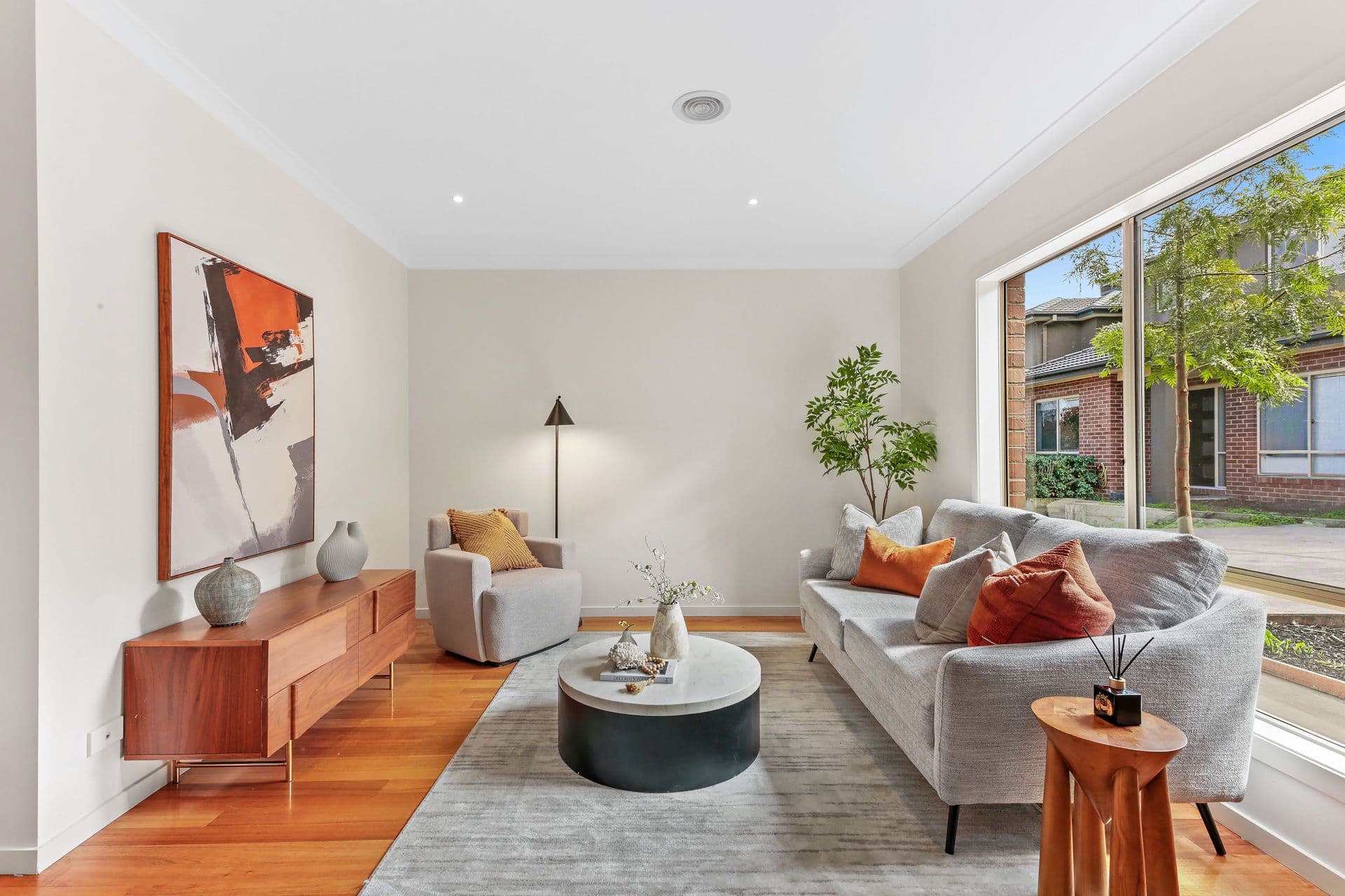 4-6 Smyth Street, Mount Waverley - Thumbnail 2
