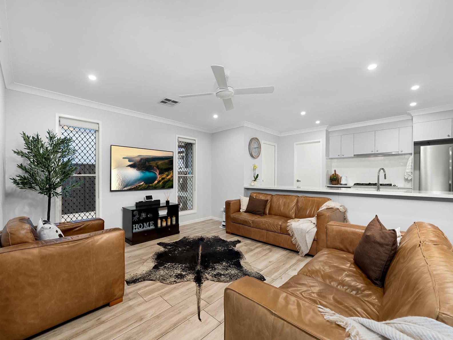 27 Perry Crescent , Burpengary East QLD 4505, Burpengary East - Thumbnail 3