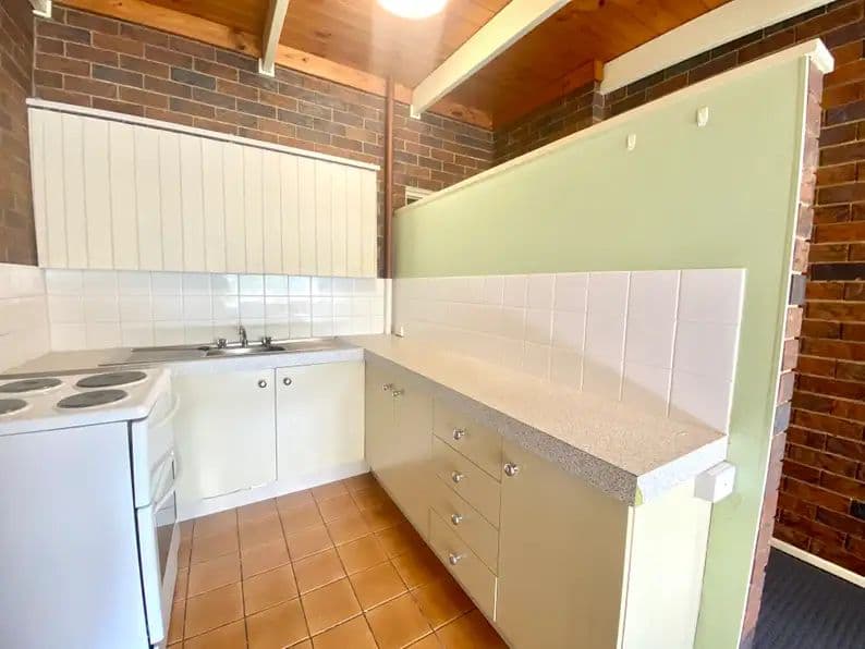 19 Sloman Street , Booval QLD 4304, Booval - Thumbnail 2