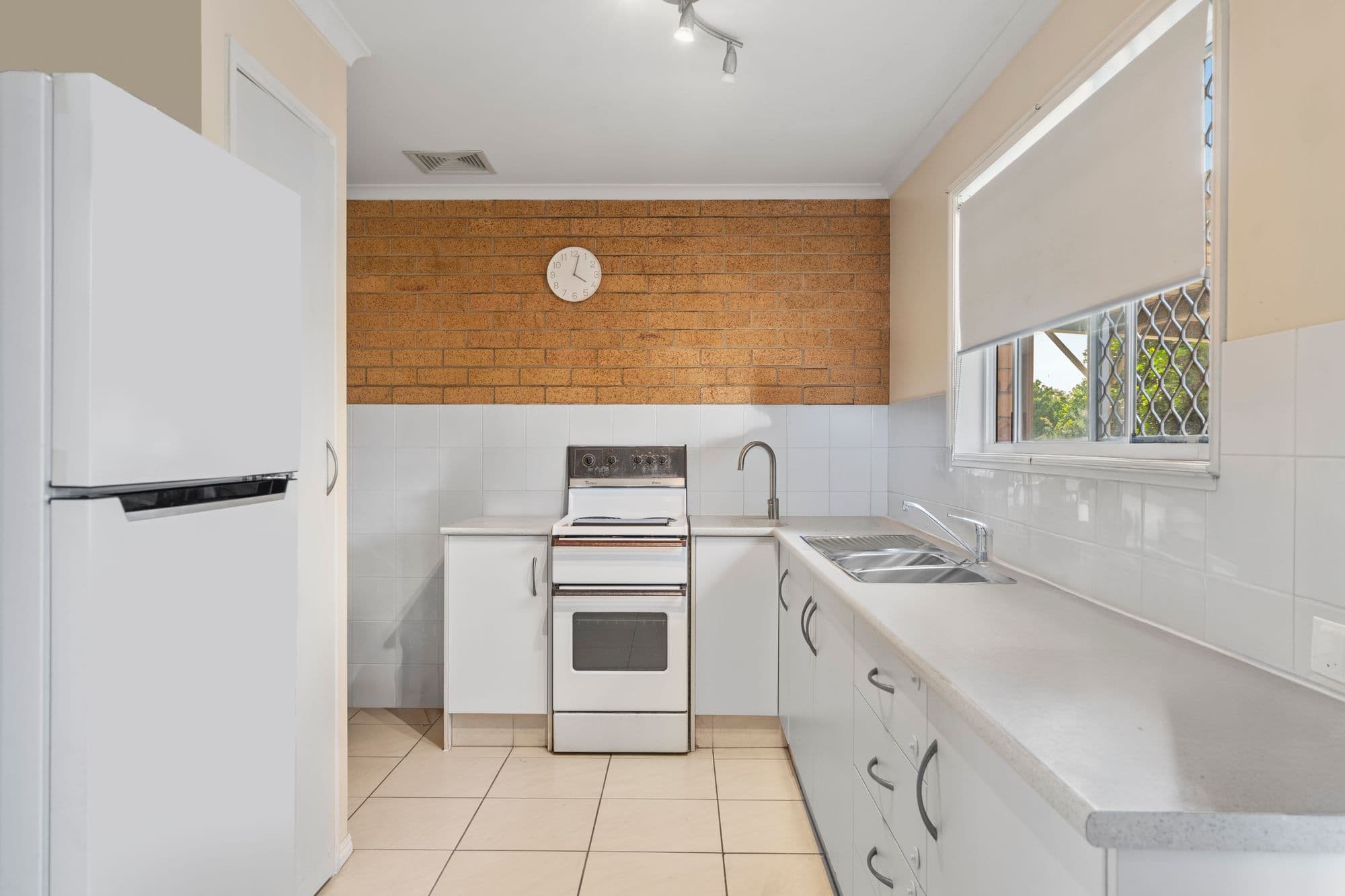 176 Ewing Road , Woodridge QLD 4114, Woodridge - Thumbnail 3