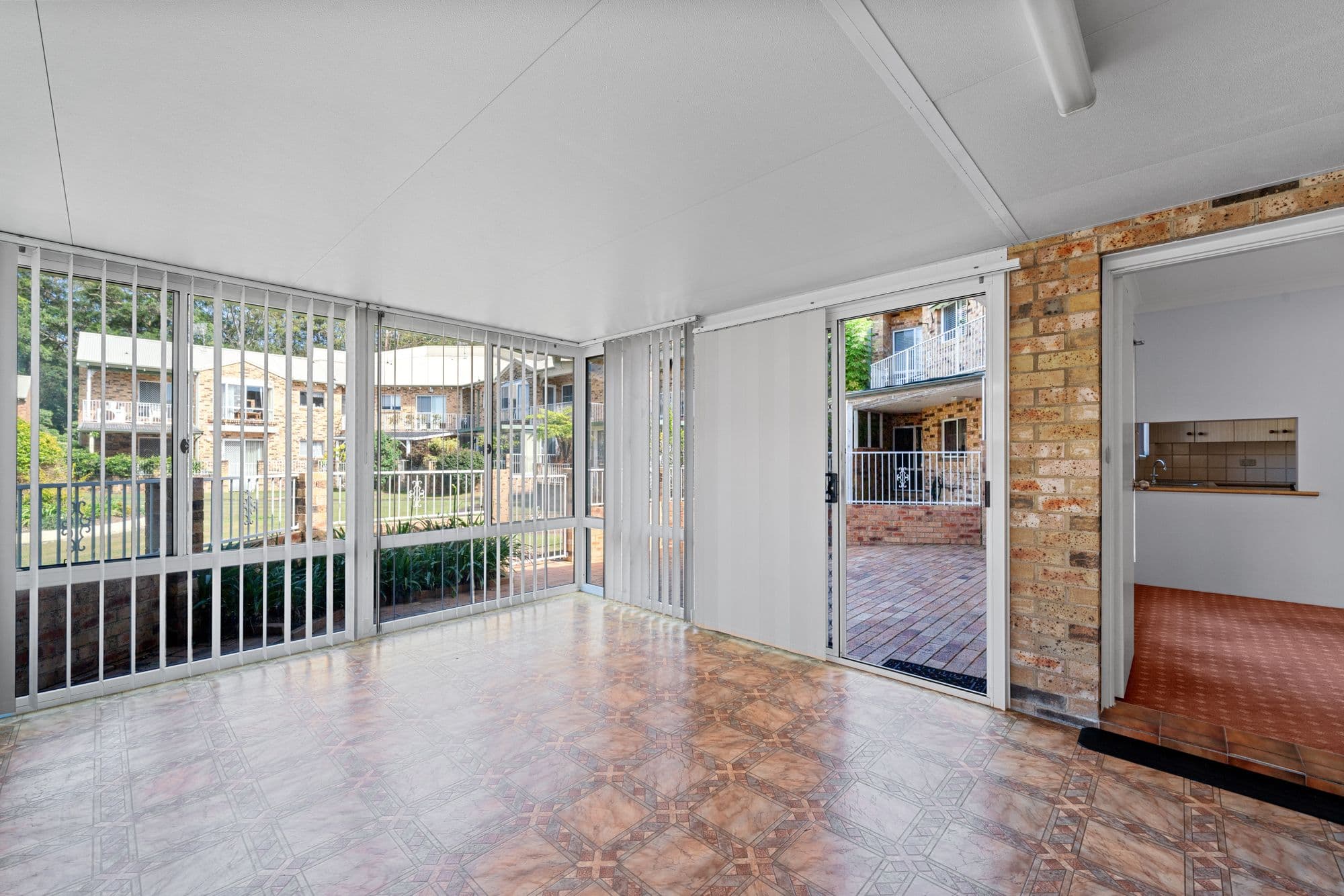 15 Lorraine Avenue , Berkeley Vale NSW 2261, Berkeley Vale - Thumbnail 3