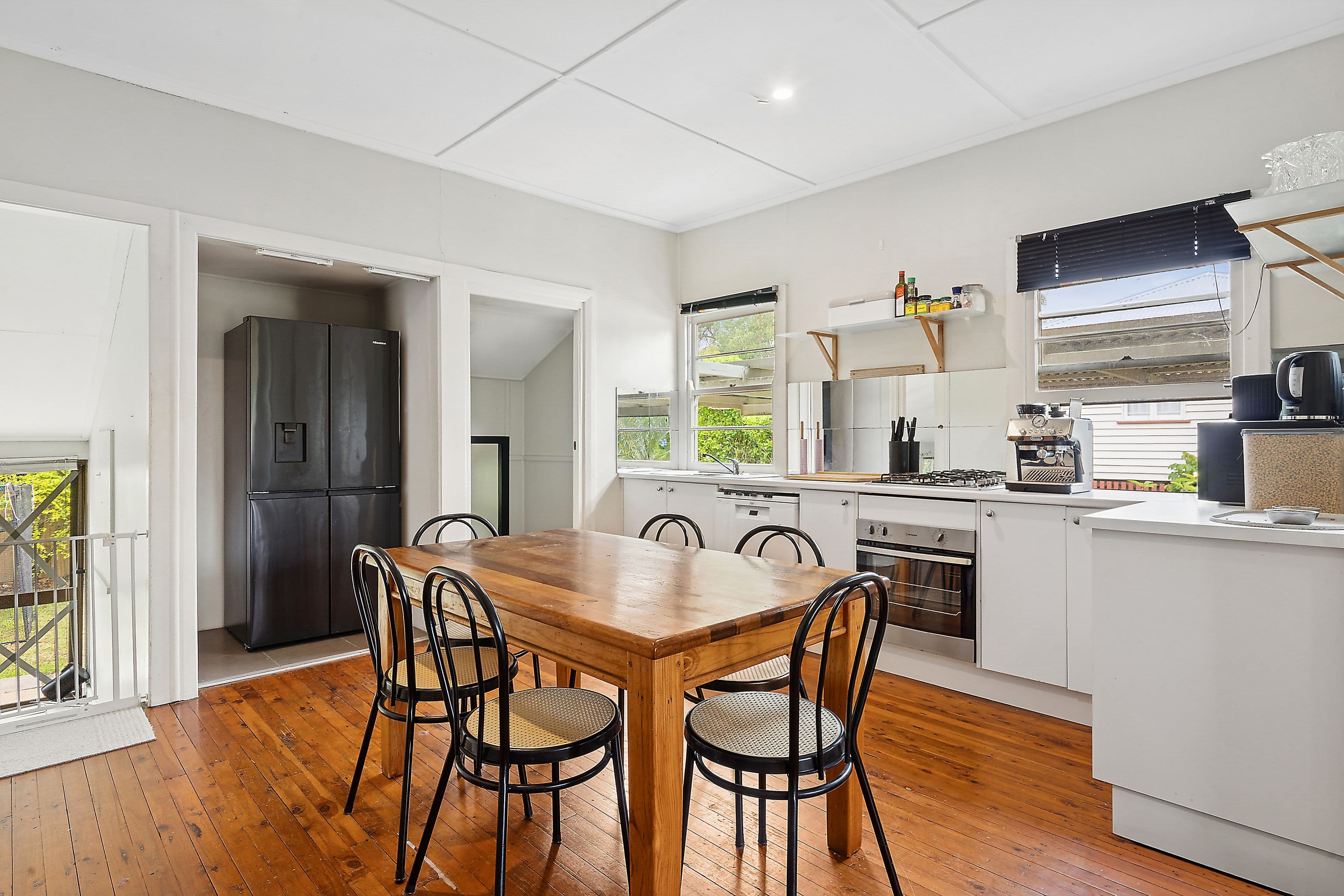 117 Porteus Drive , Seven Hills QLD 4170, Seven Hills - Thumbnail 2