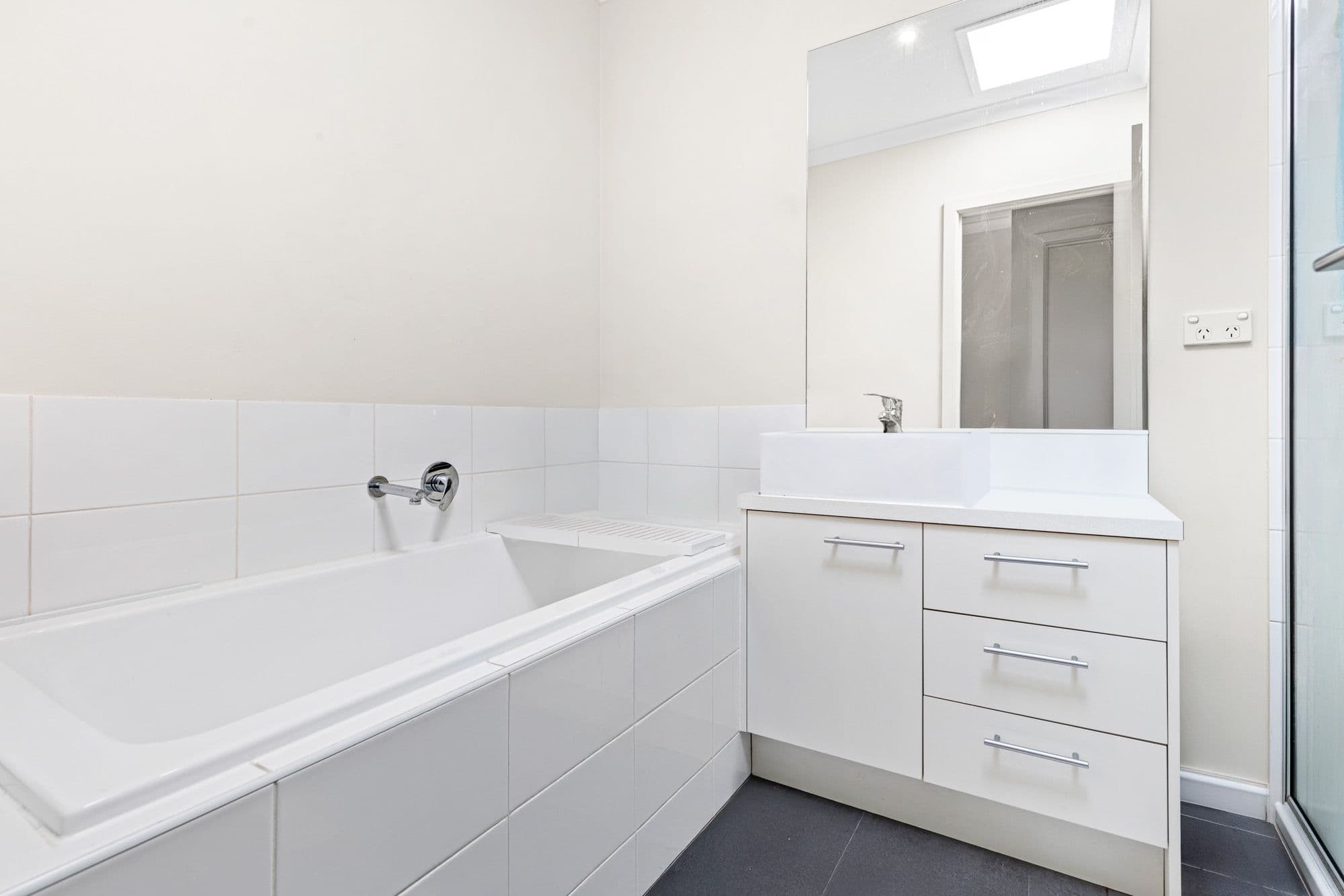 27 Turva Avenue, Tarneit - Thumbnail 8