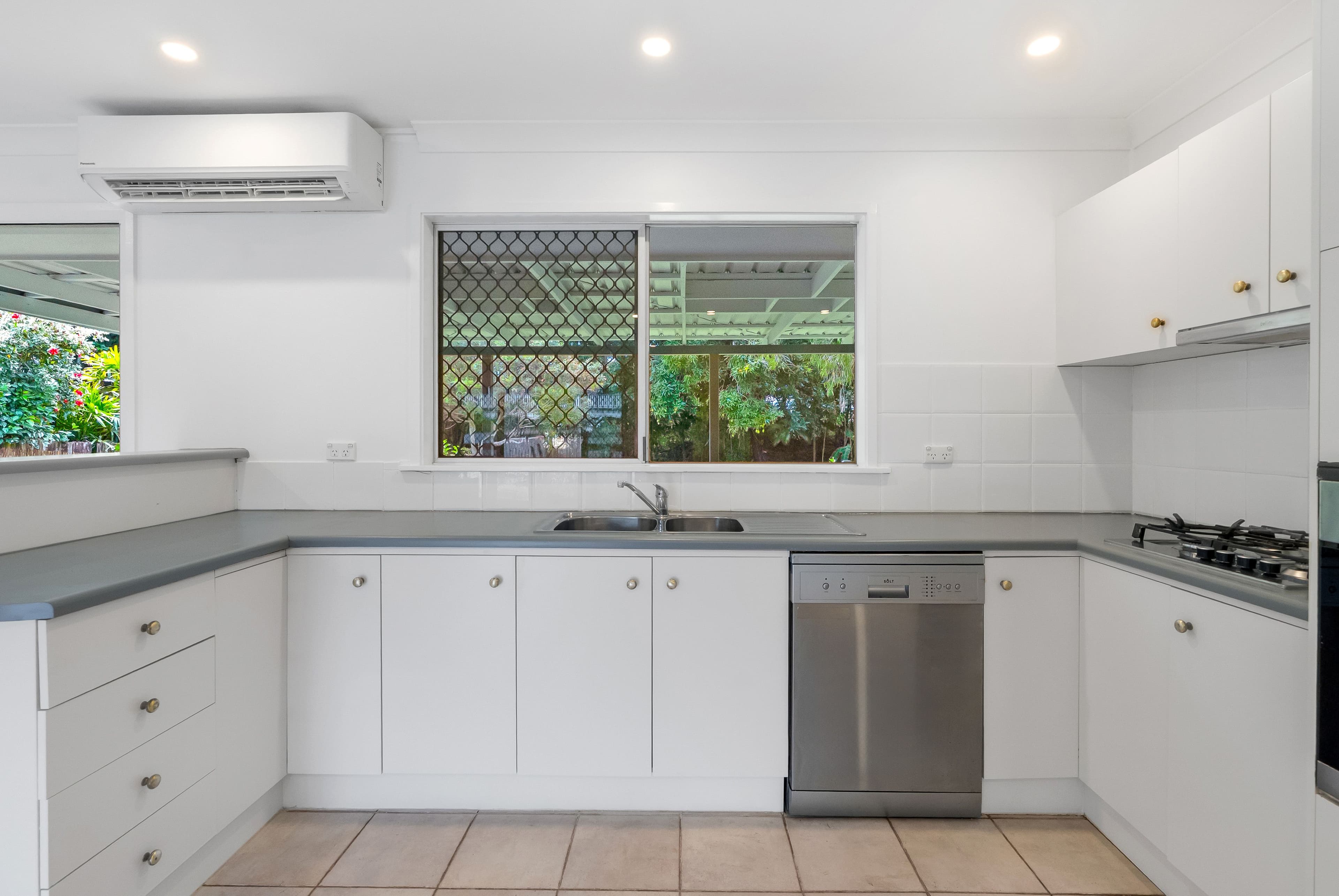 11 Merrybrook Street , Freshwater QLD 4870, Freshwater - Thumbnail 7