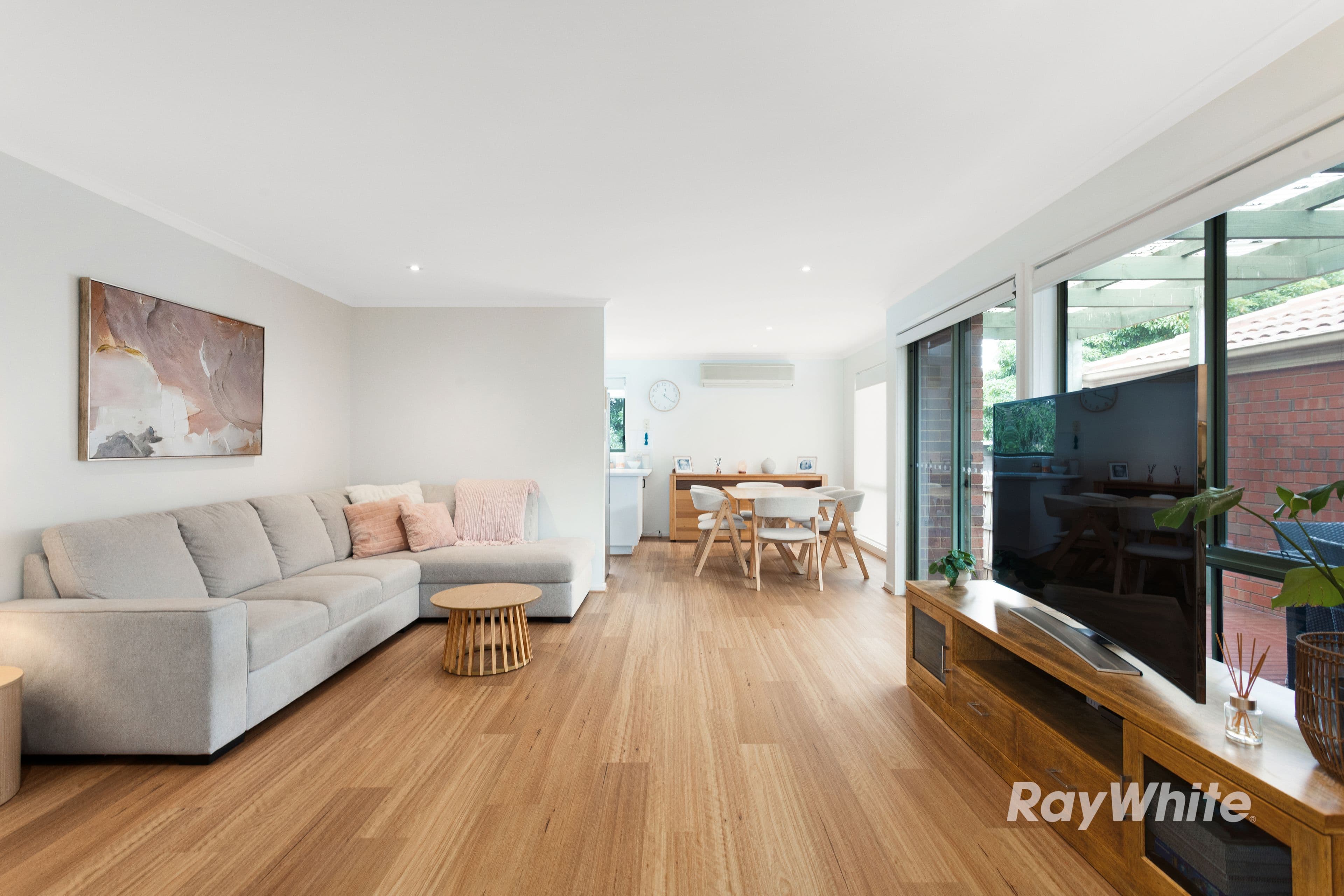 12 St Elmo Avenue , Ferntree Gully VIC 3156, Ferntree Gully - Thumbnail 2