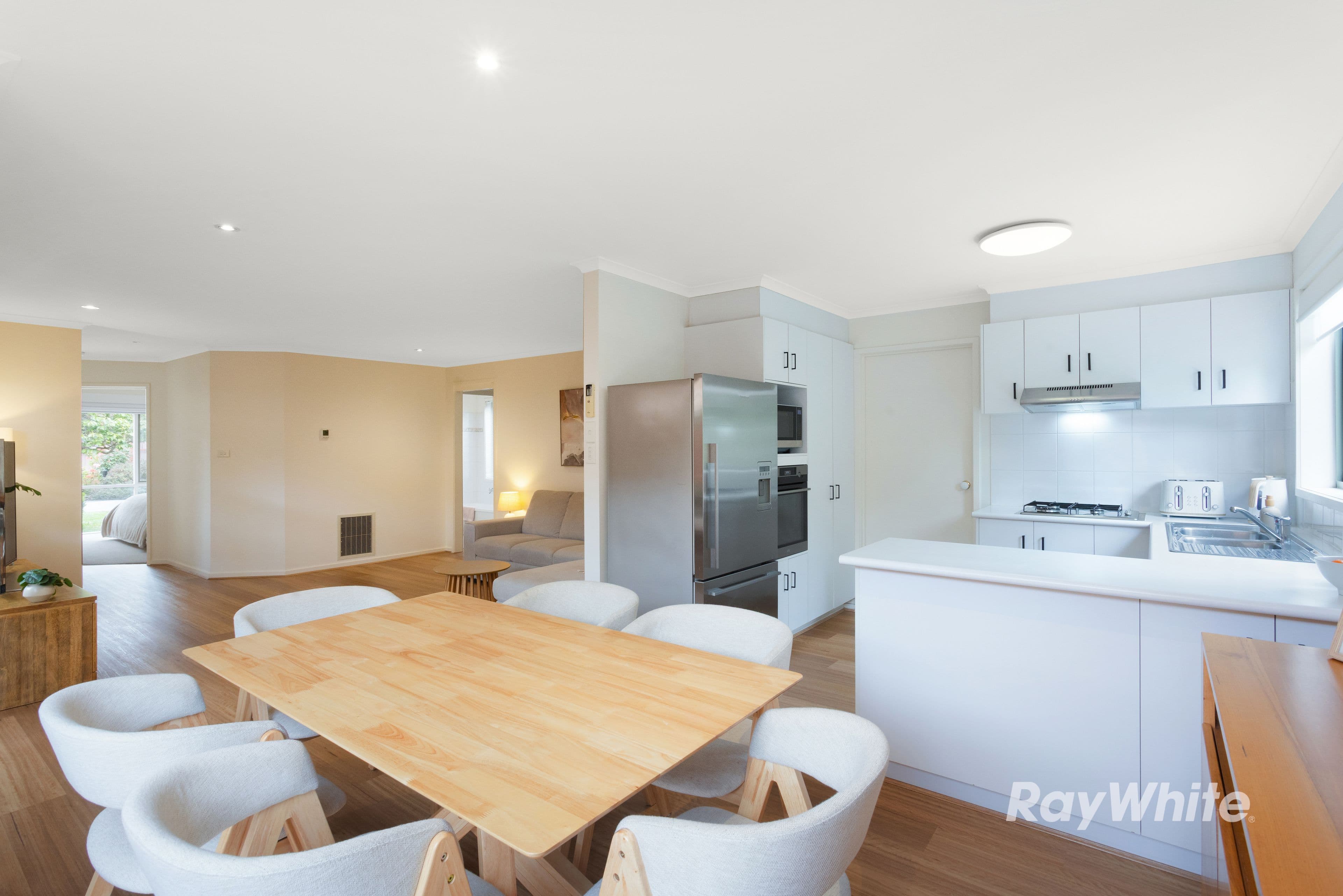12 St Elmo Avenue , Ferntree Gully VIC 3156, Ferntree Gully - Thumbnail 4